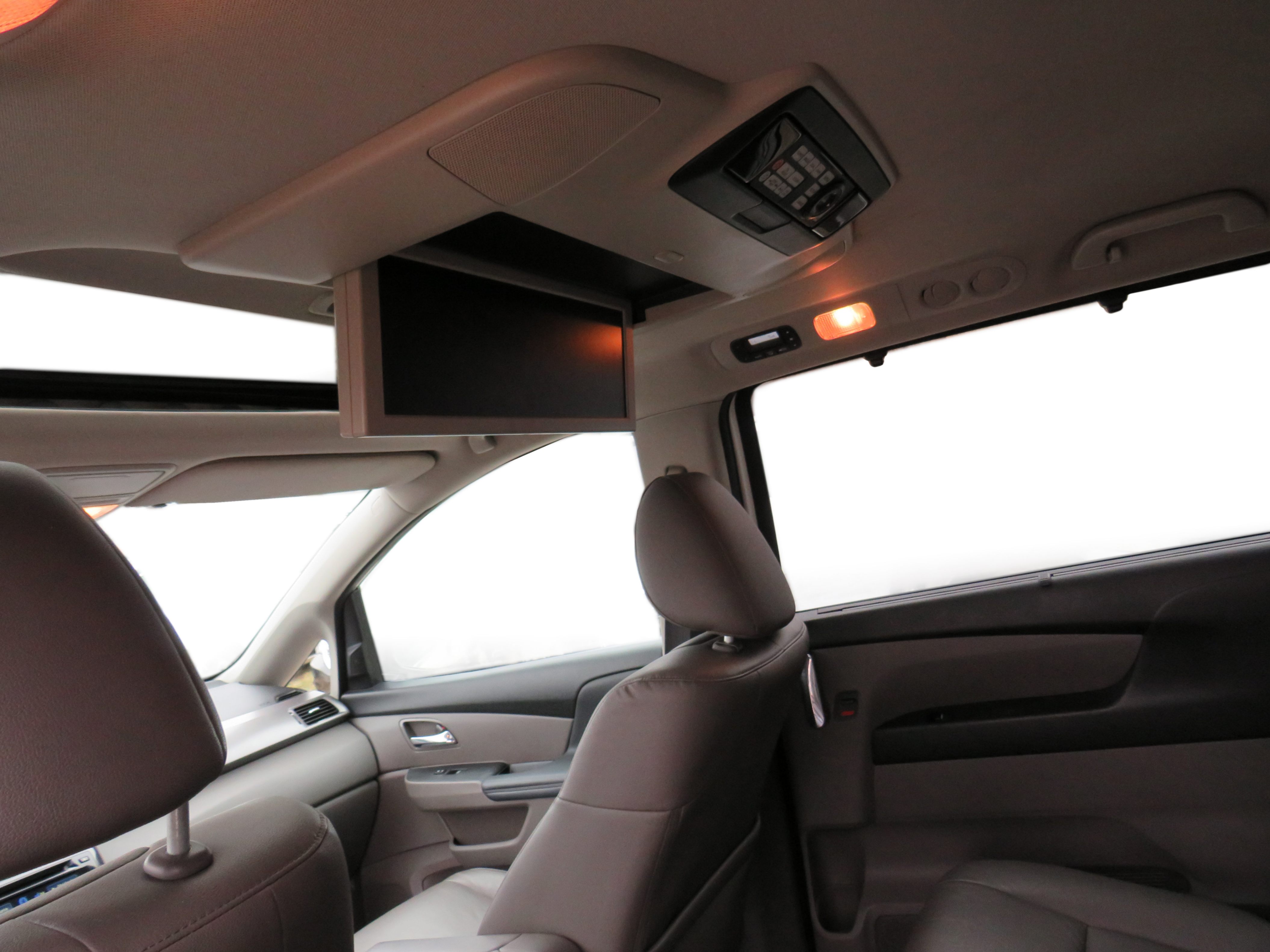 /laautomotive/2016-Honda-Odyssey-6397676089532569.jpg