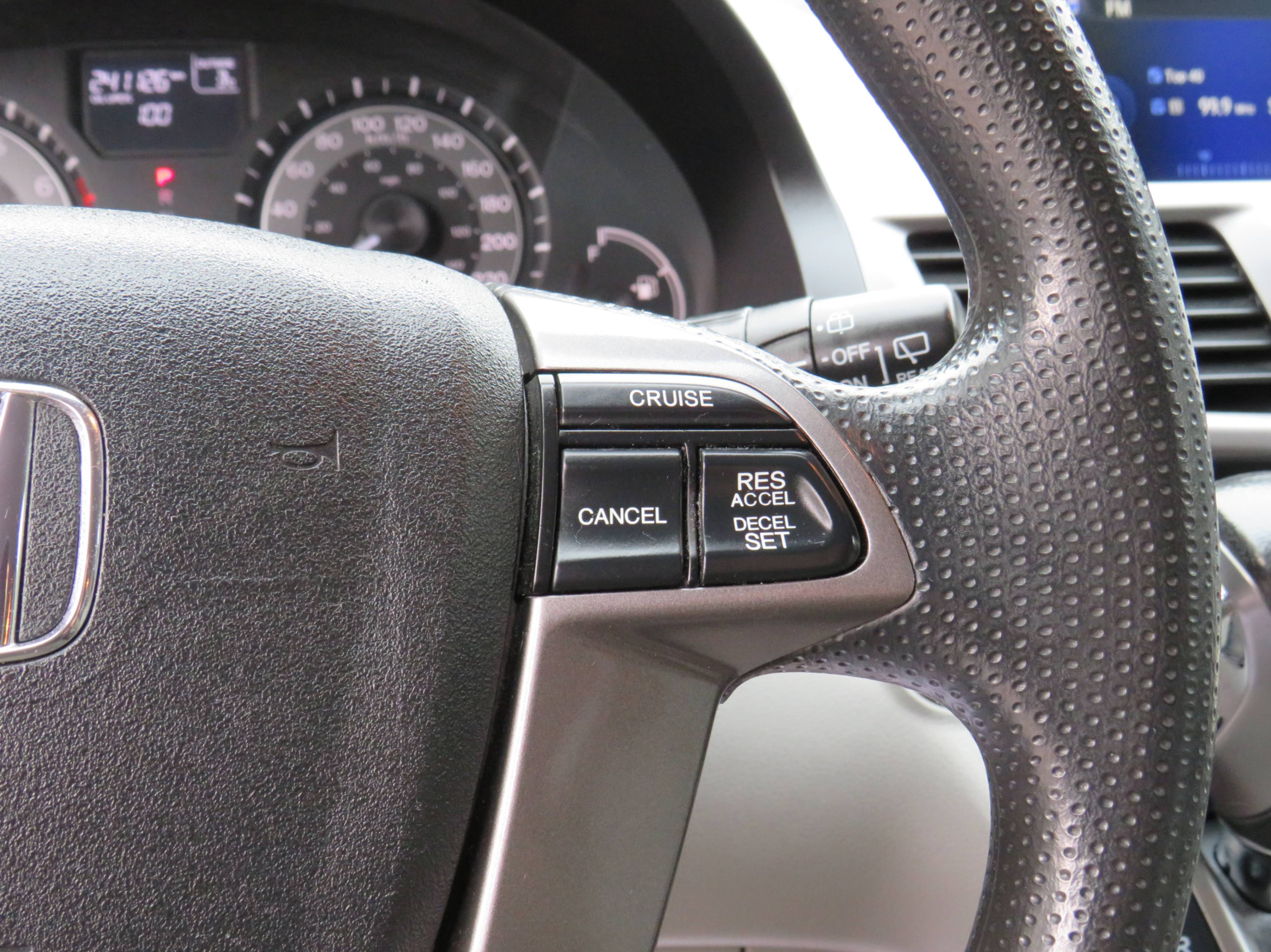 /laautomotive/2016-Honda-Odyssey-8049645582937559.jpg