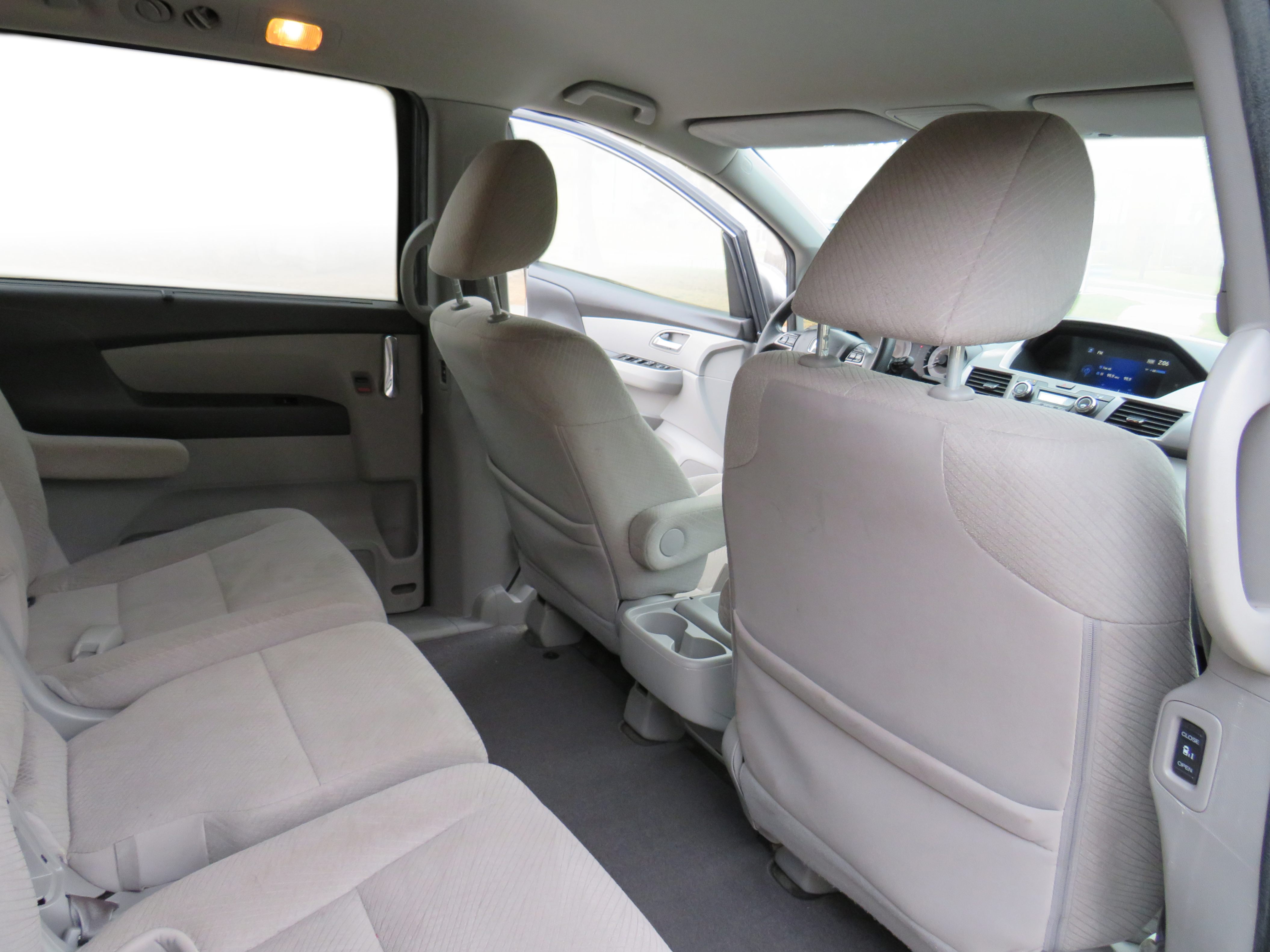 /laautomotive/2016-Honda-Odyssey-816469014704124.jpg