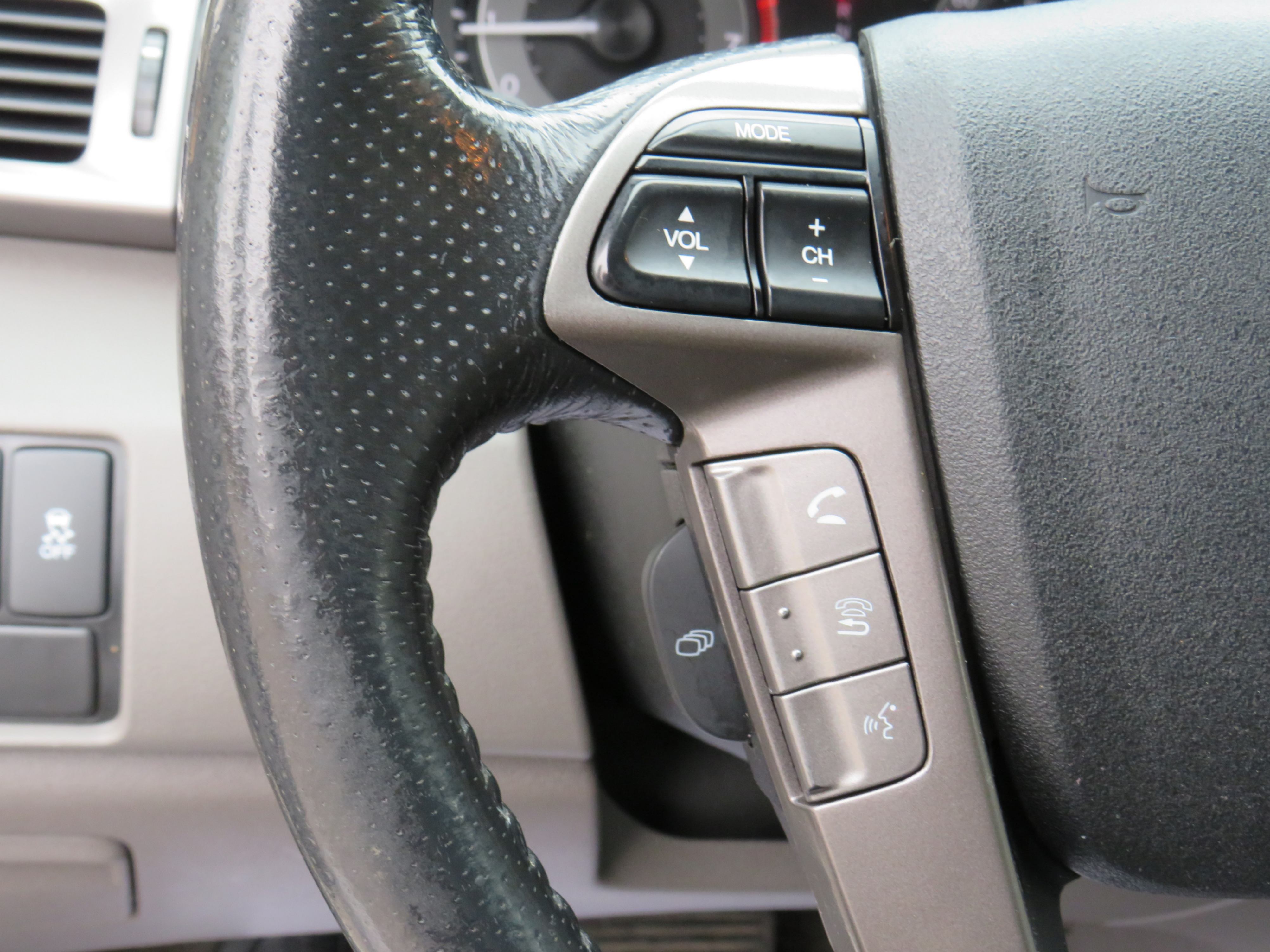 /laautomotive/2016-Honda-Odyssey-8254101454192375.jpg
