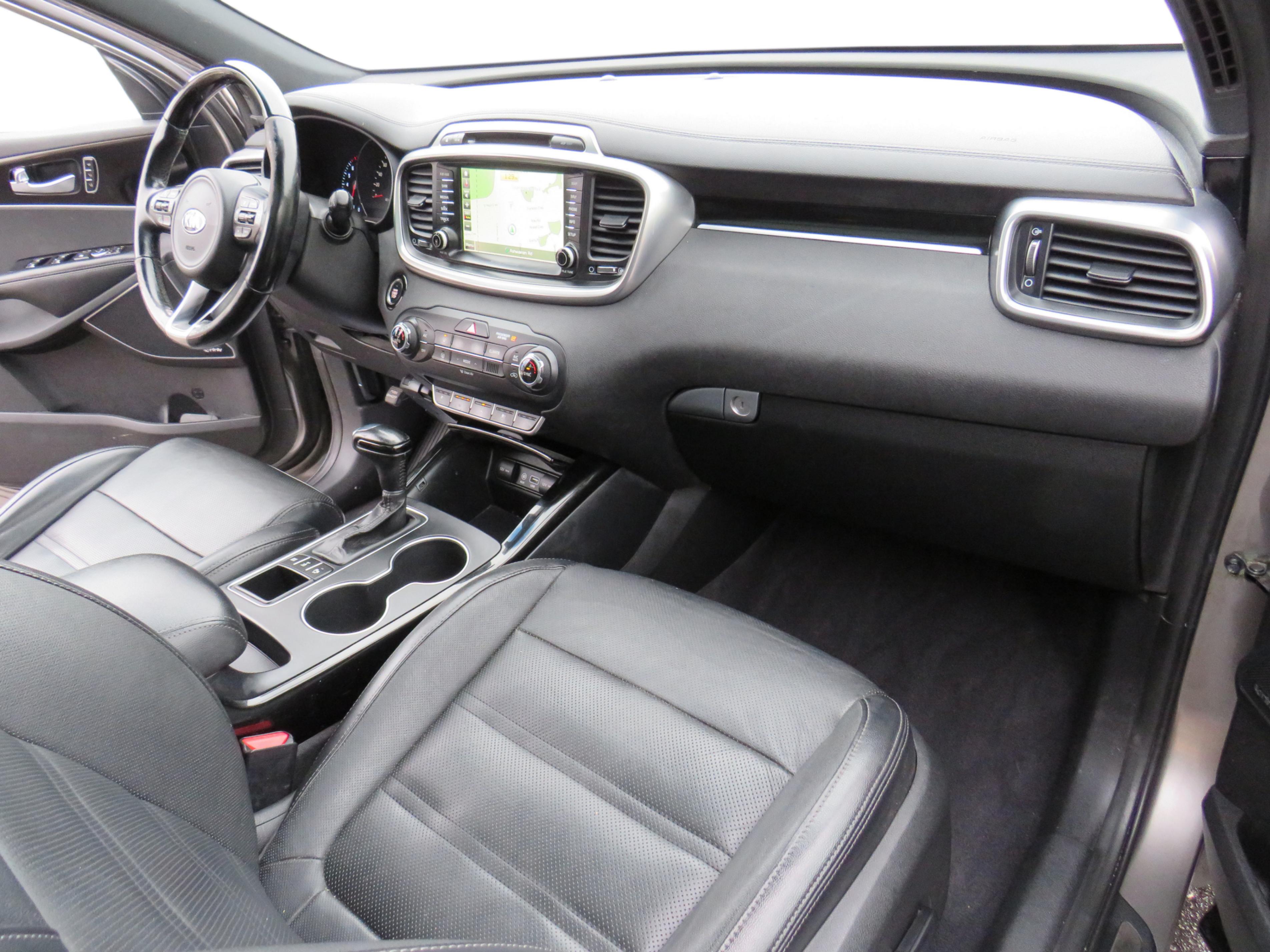 /laautomotive/2016-Kia-Sorento-028681803313106435.jpg