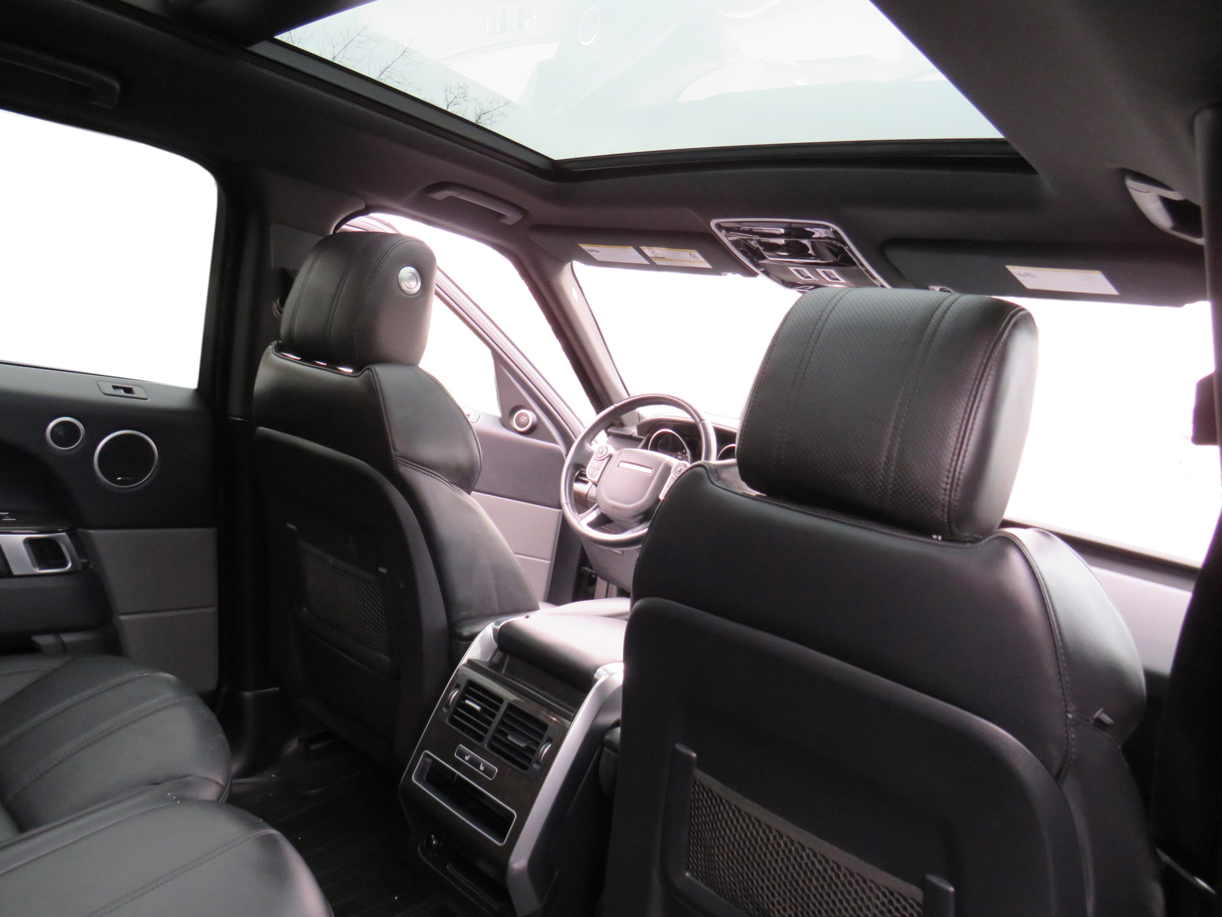 /laautomotive/2016-LandRover-RangeRover-5978808029387621.jpg