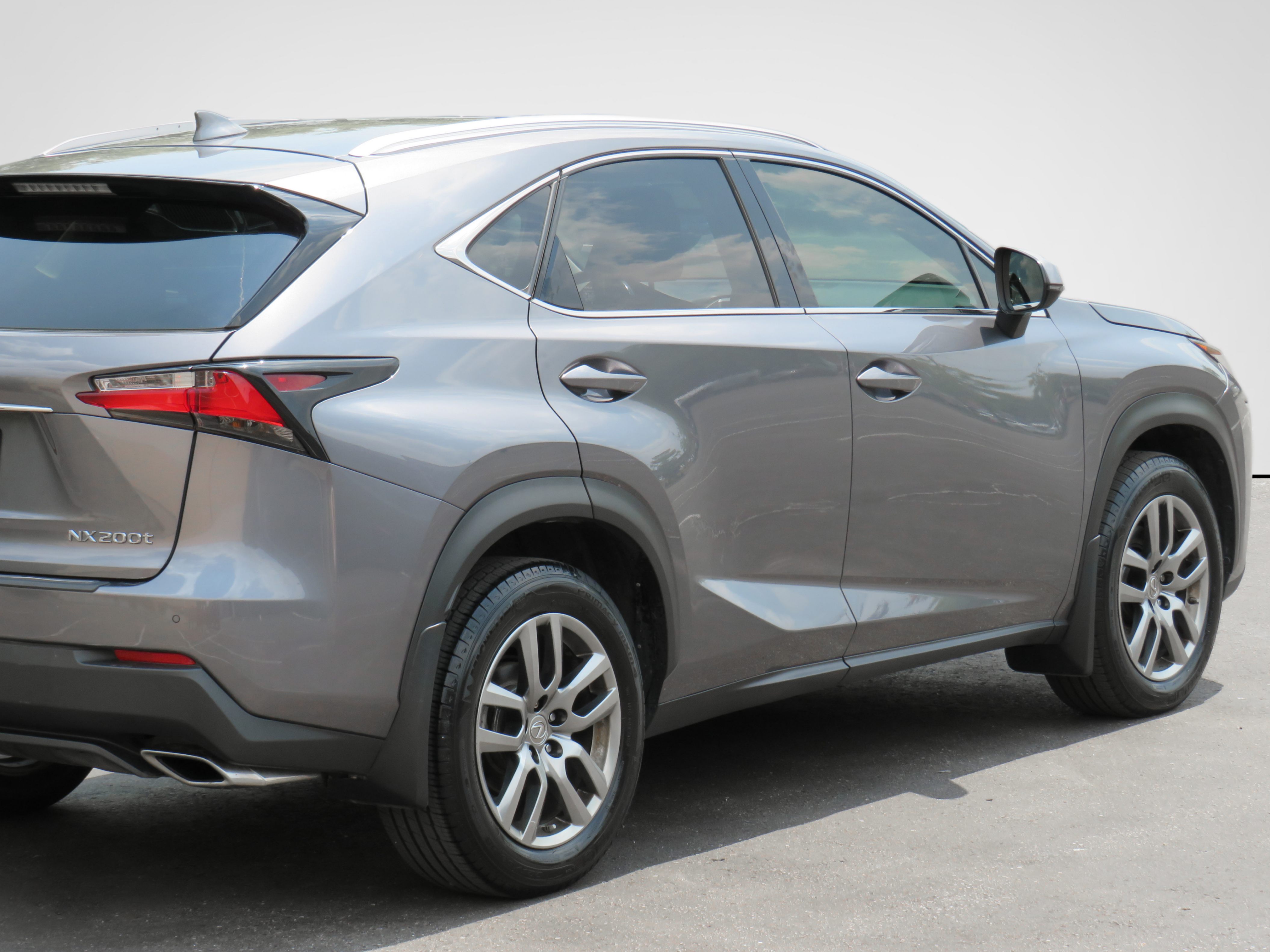 /laautomotive/2016-Lexus-NX200t-46327130749408374.jpg