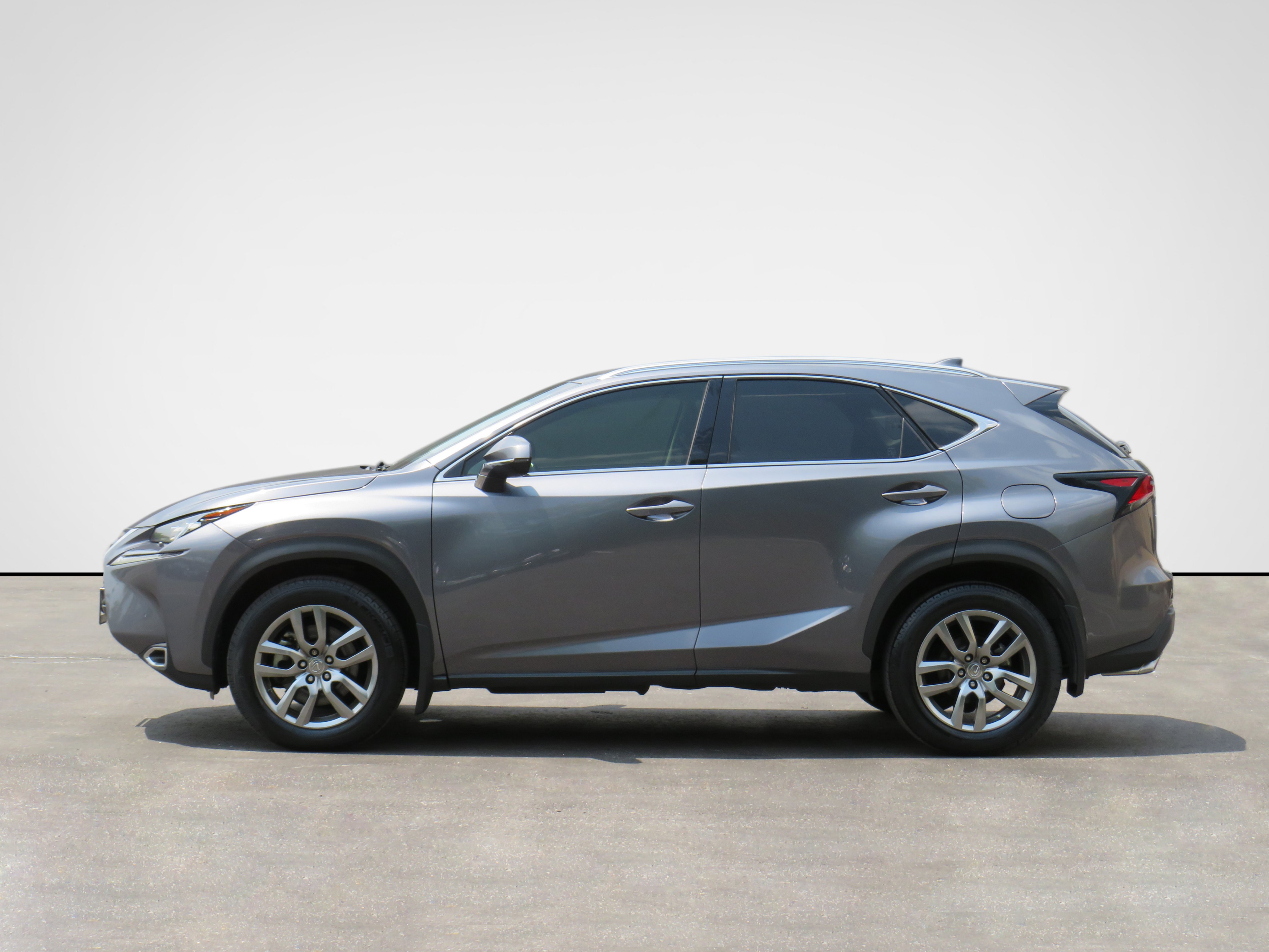 /laautomotive/2016-Lexus-NX200t-47495561002939923.jpg