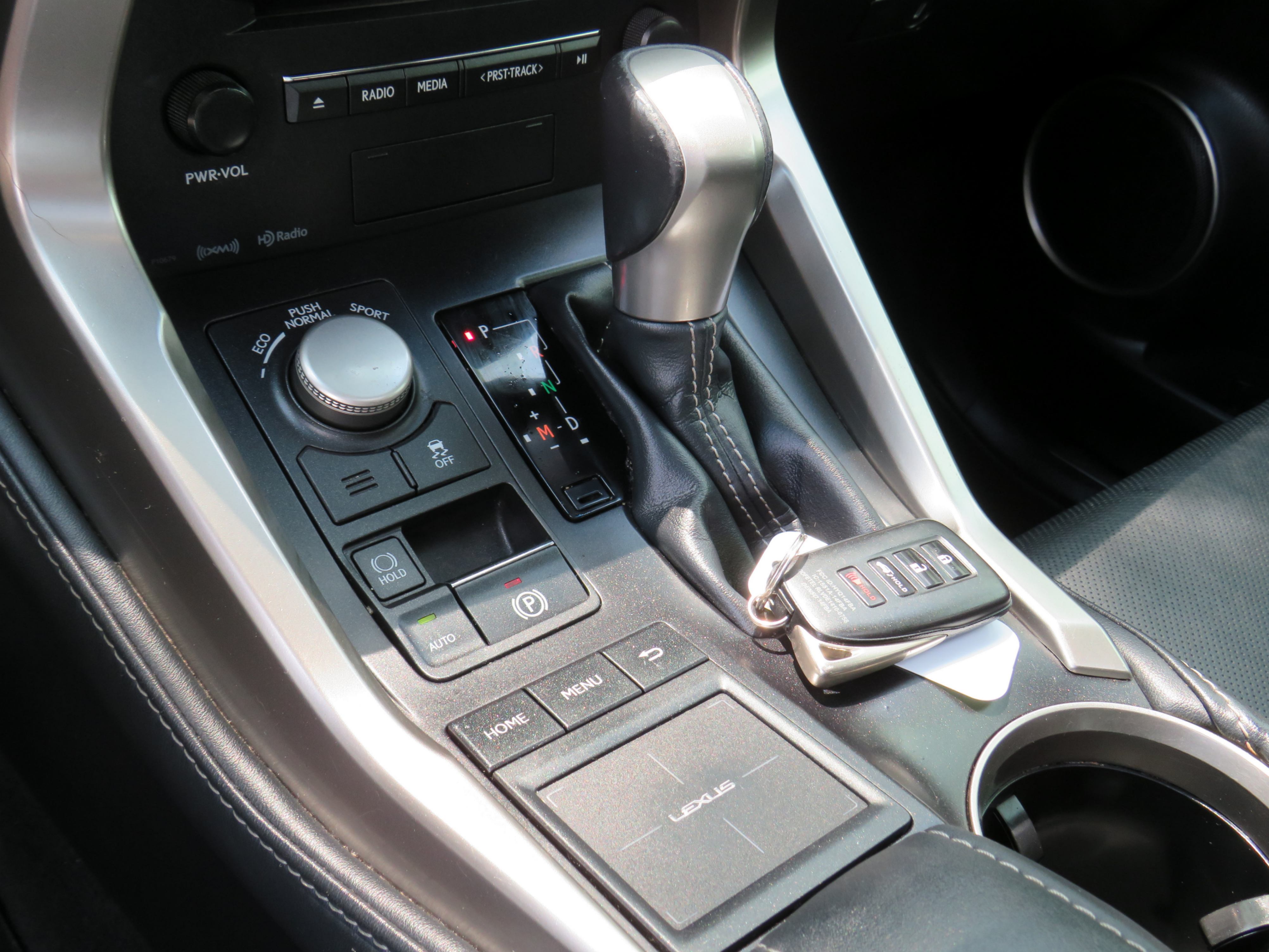 /laautomotive/2016-Lexus-NX200t-5901786919353034.jpg