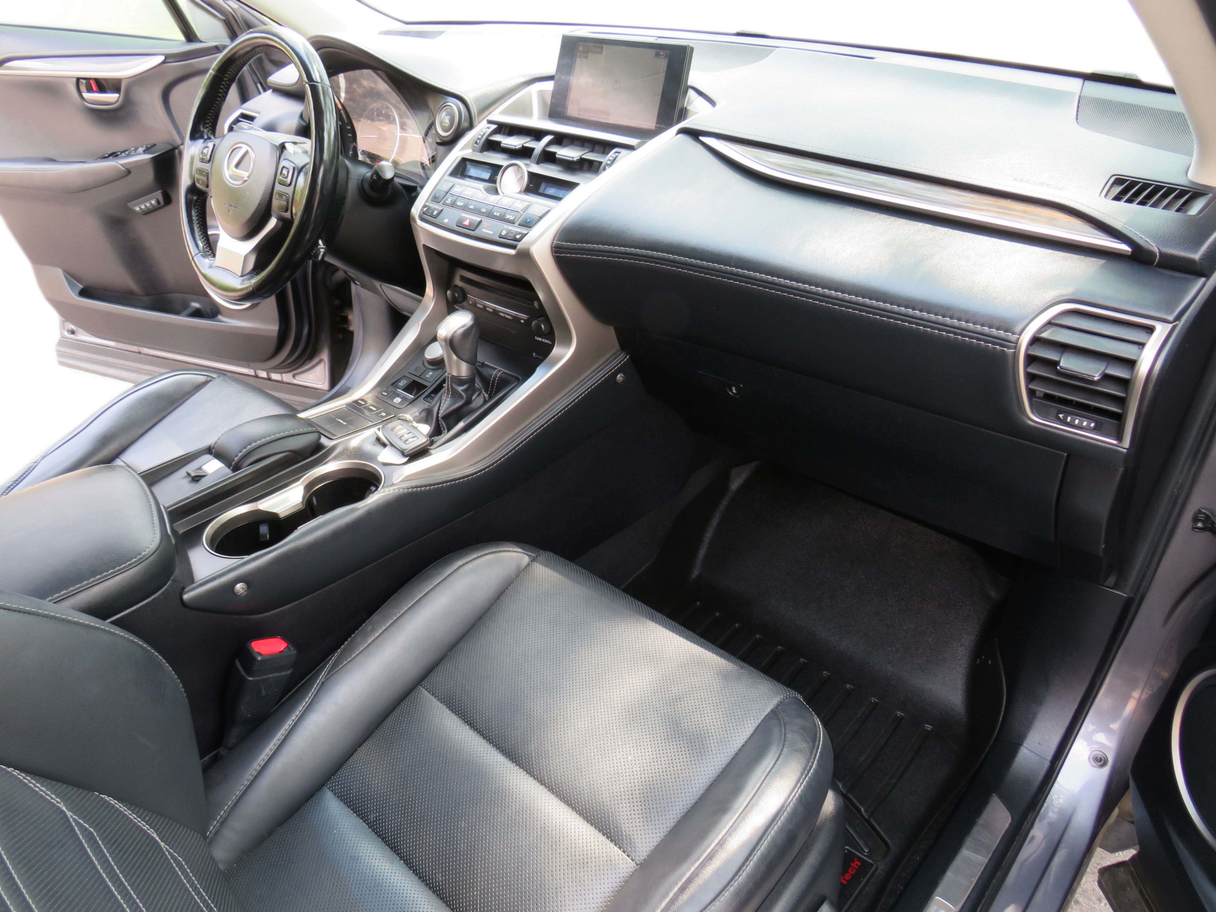 /laautomotive/2016-Lexus-NX200t-6586206609405092.jpg