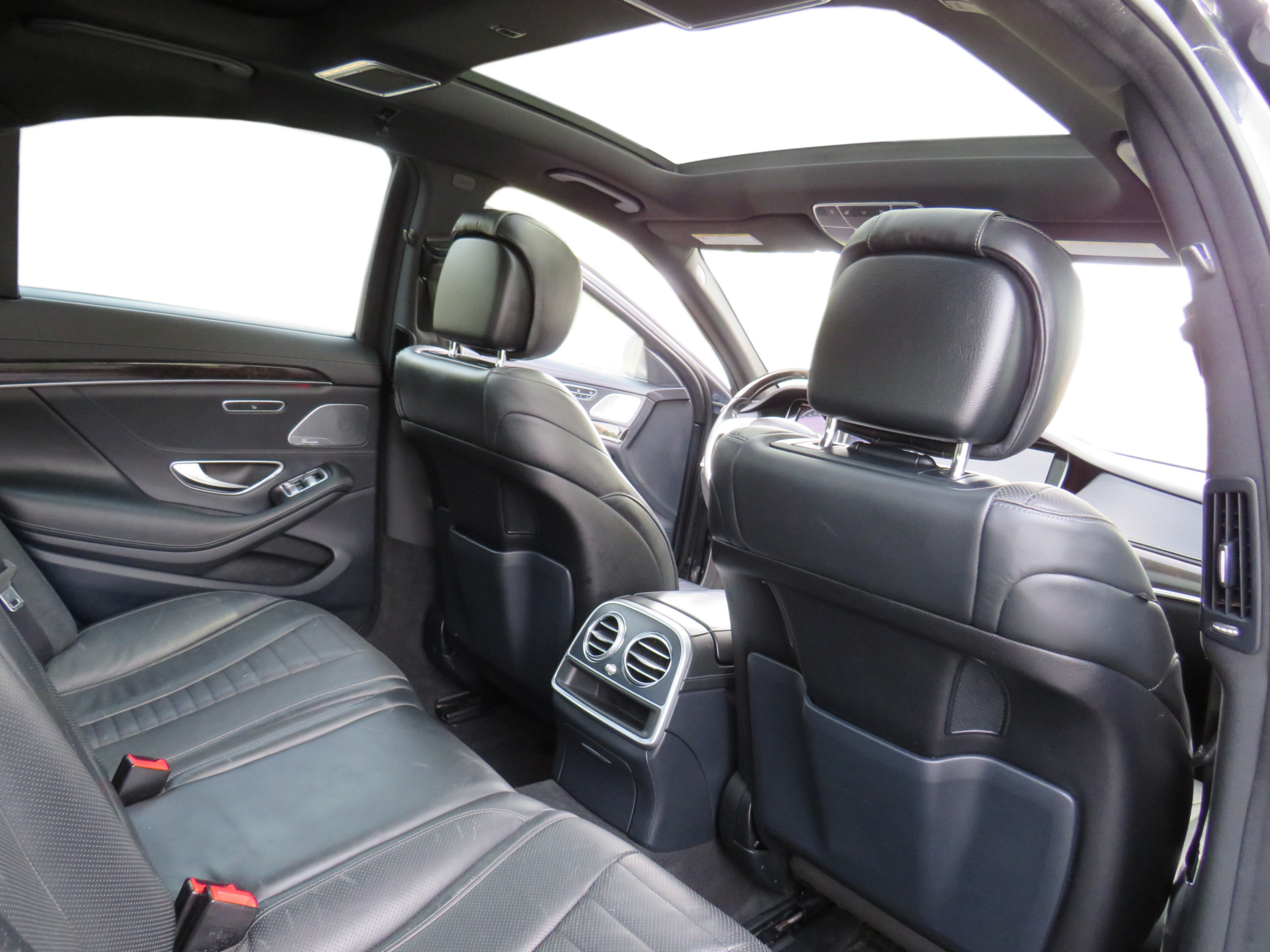 /laautomotive/2016-Mercedes-Benz-S-Class-07927125572236848.jpg