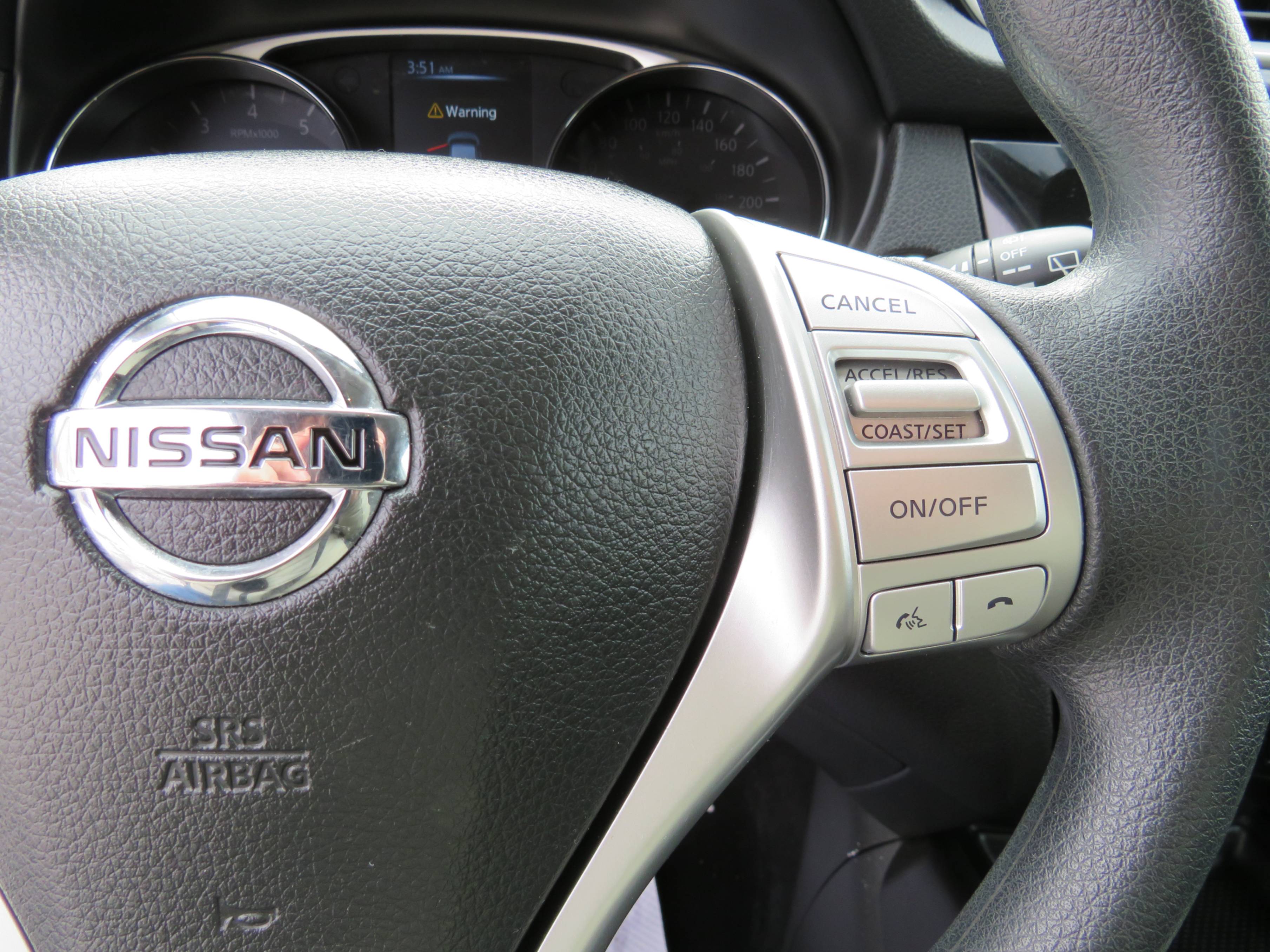/laautomotive/2016-Nissan-Rogue-0029518234834551293.jpg