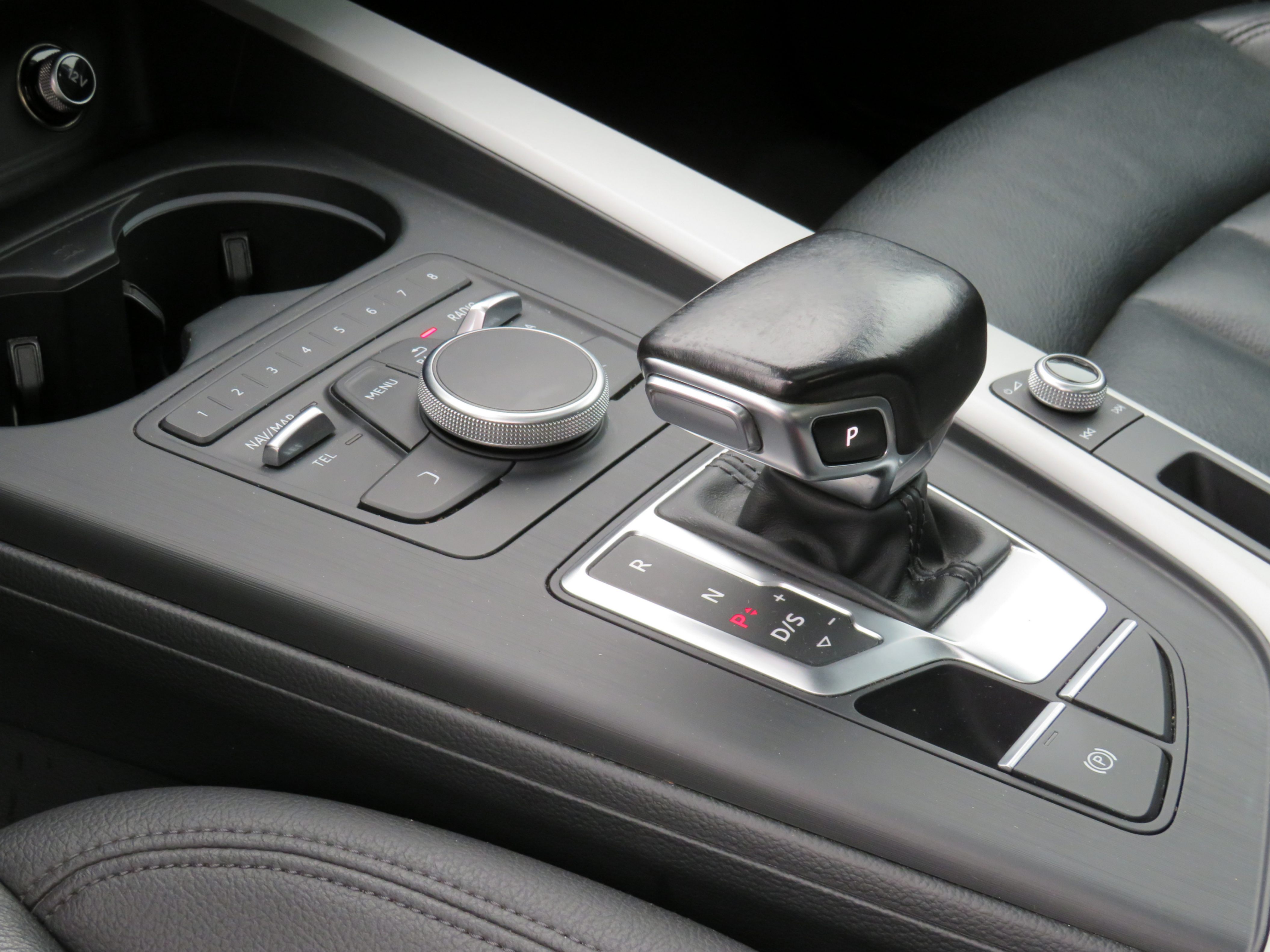 /laautomotive/2017-Audi-A4-06776999444187748.jpg