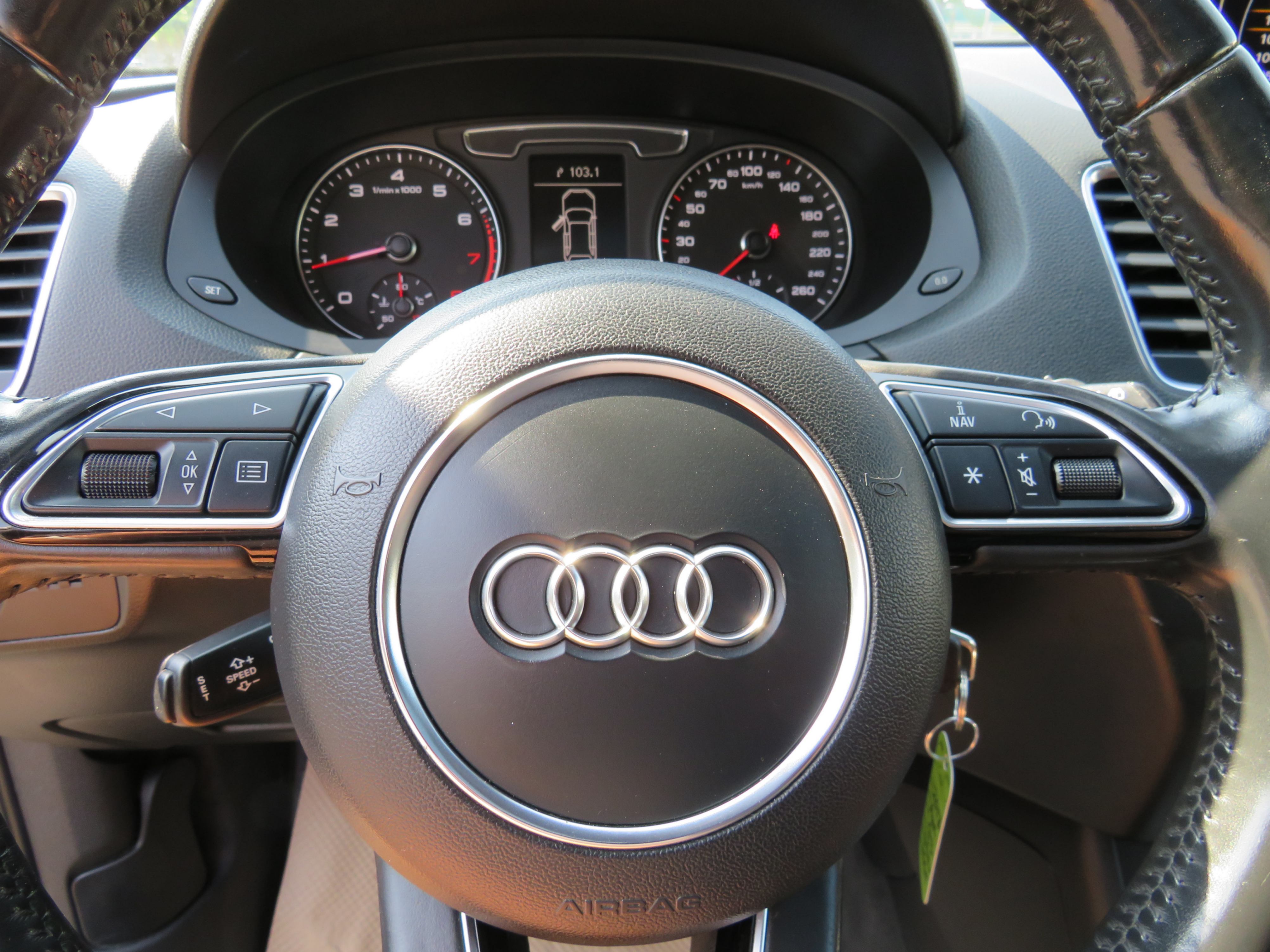 /laautomotive/2017-Audi-Q3-0034934977284035718.jpg