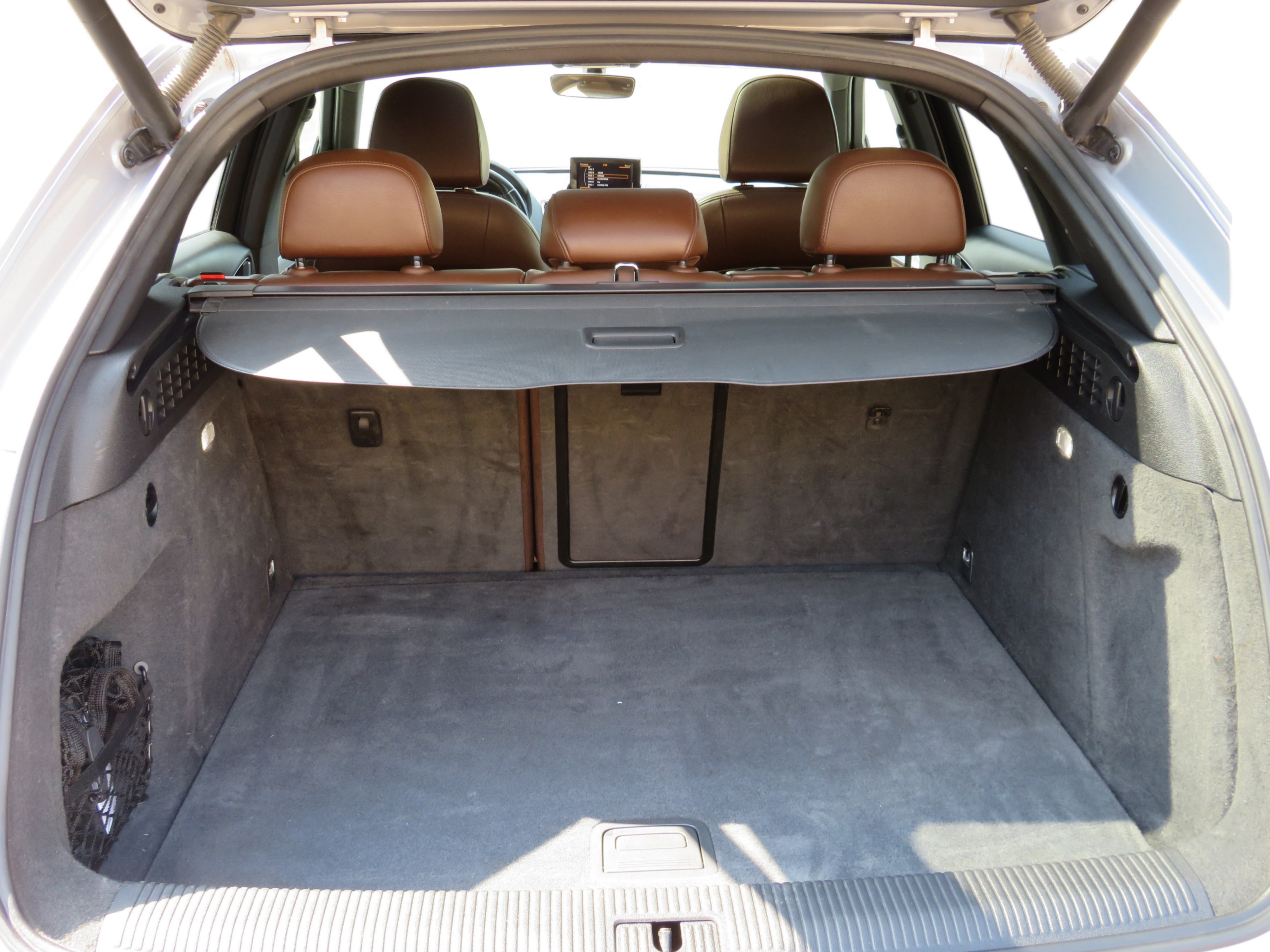 /laautomotive/2017-Audi-Q3-010478113647521381.jpg