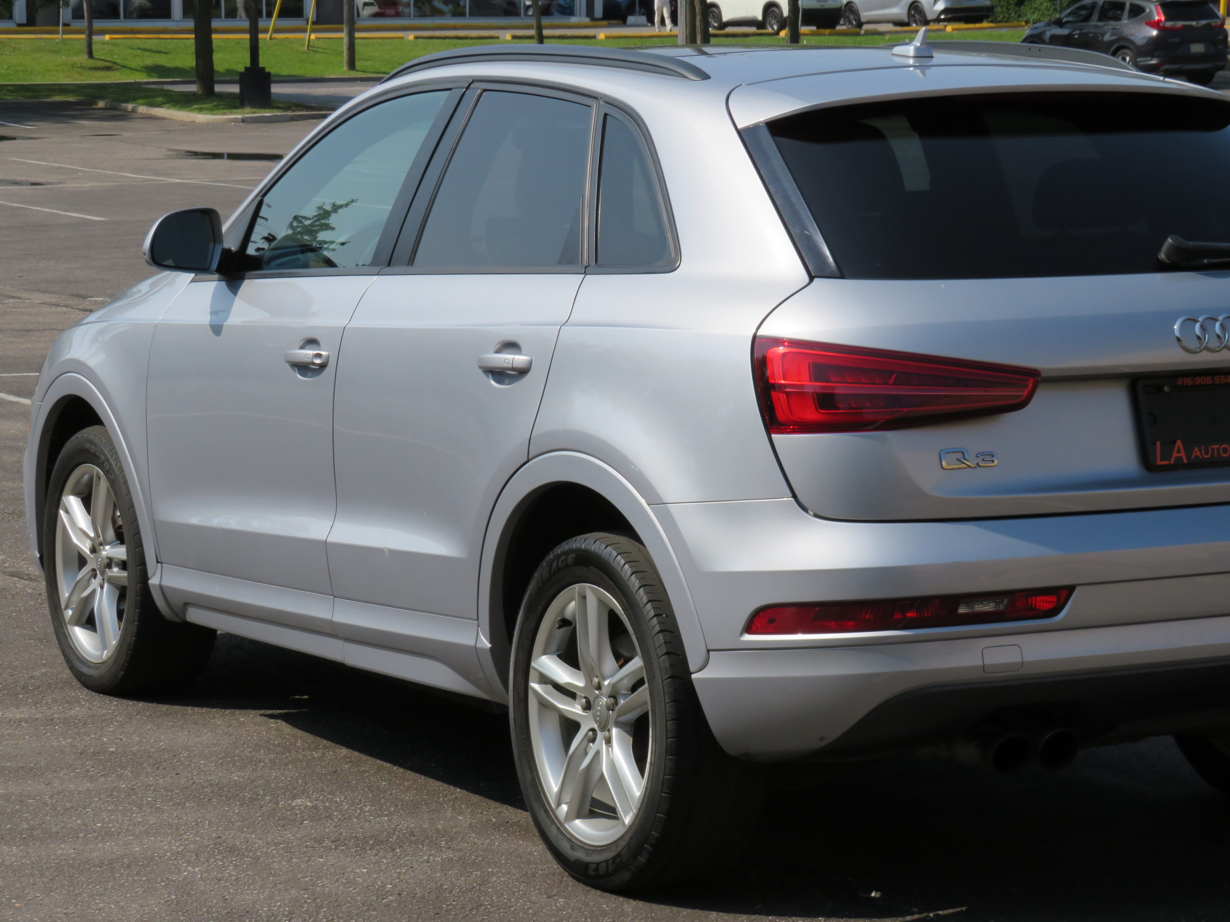 /laautomotive/2017-Audi-Q3-179305780078014.jpg