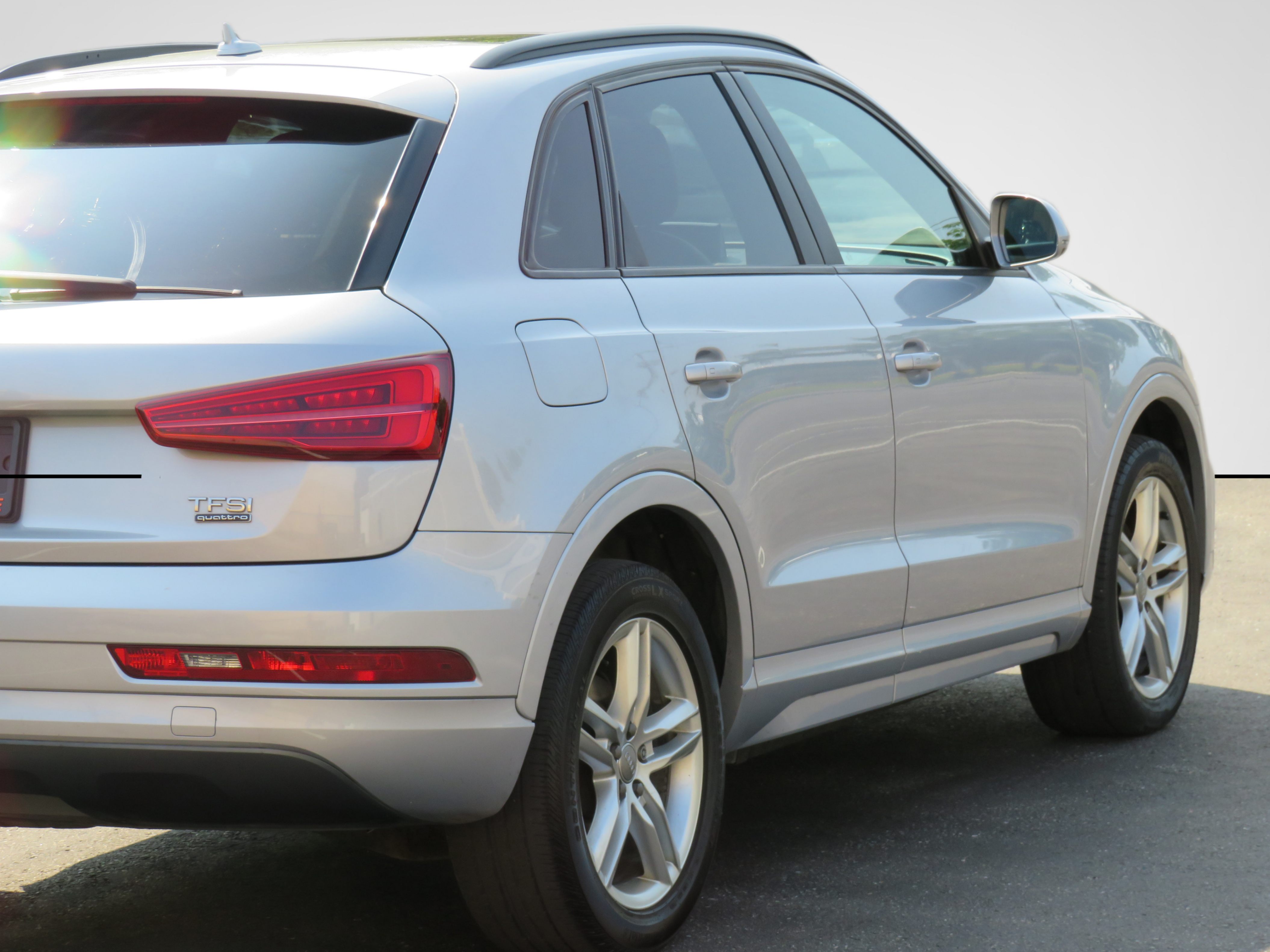 /laautomotive/2017-Audi-Q3-2927357835912856.jpg
