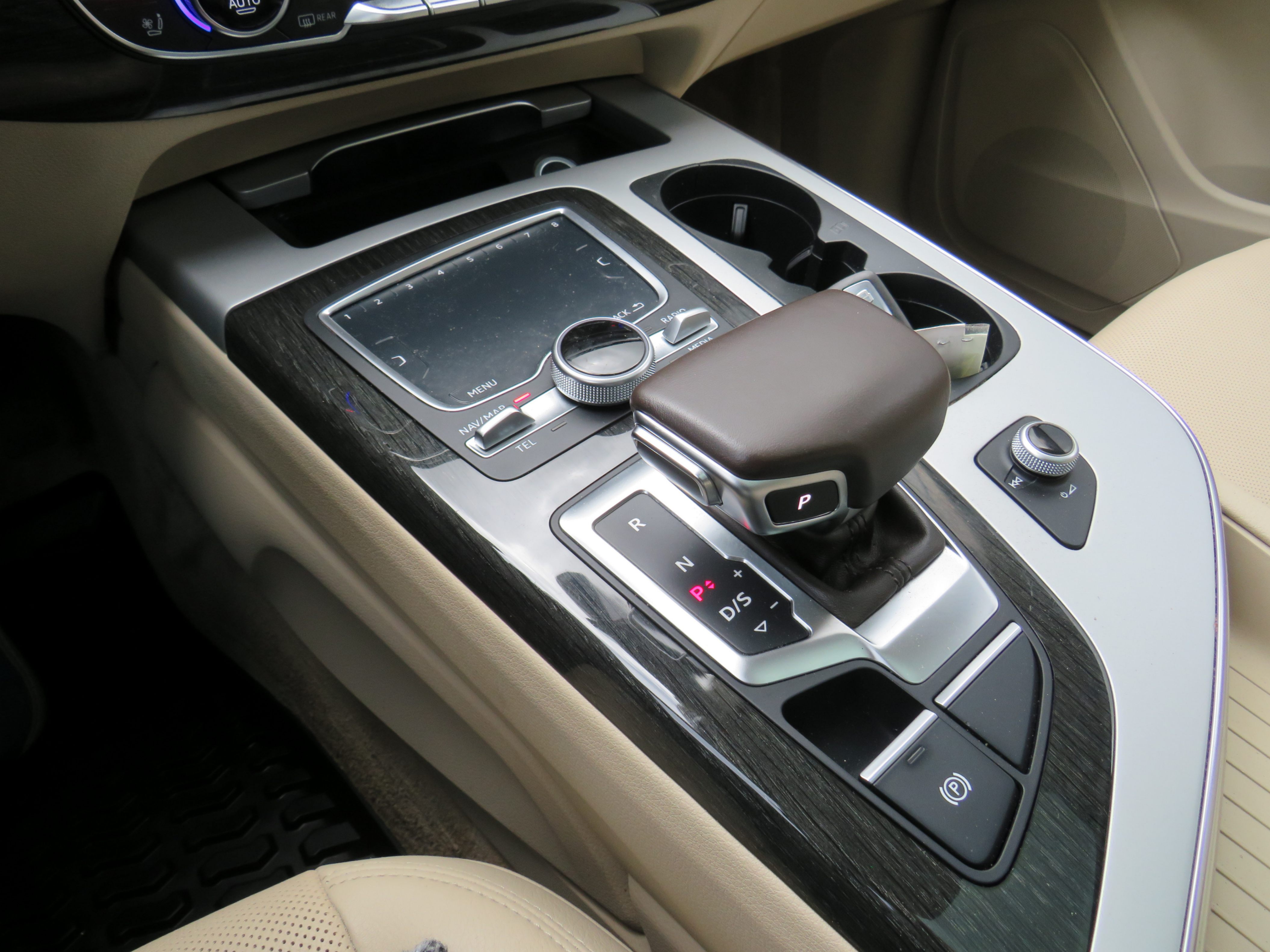 /laautomotive/2017-Audi-Q7-2640107743250577.jpg