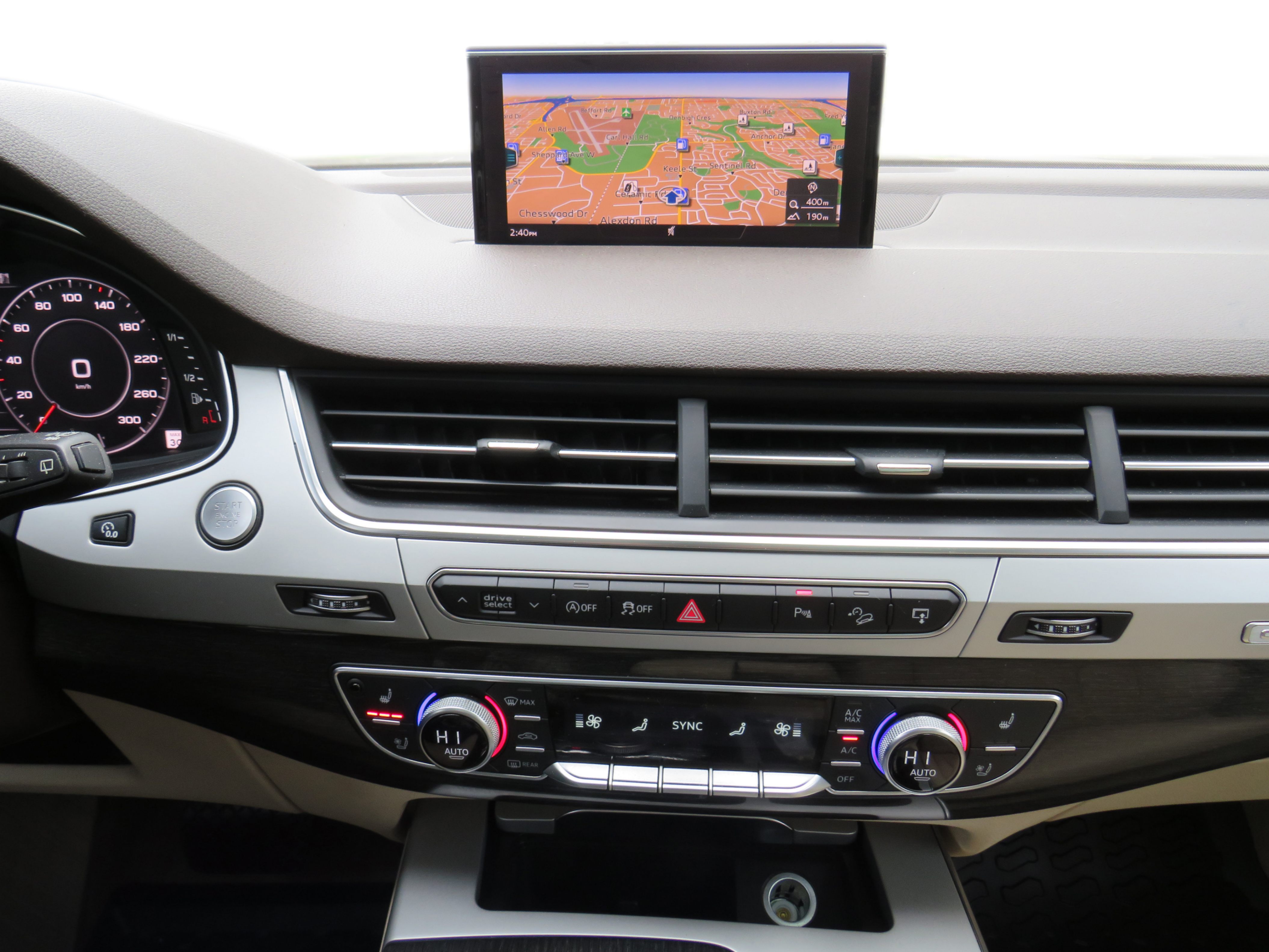 /laautomotive/2017-Audi-Q7-3786892649182272.jpg