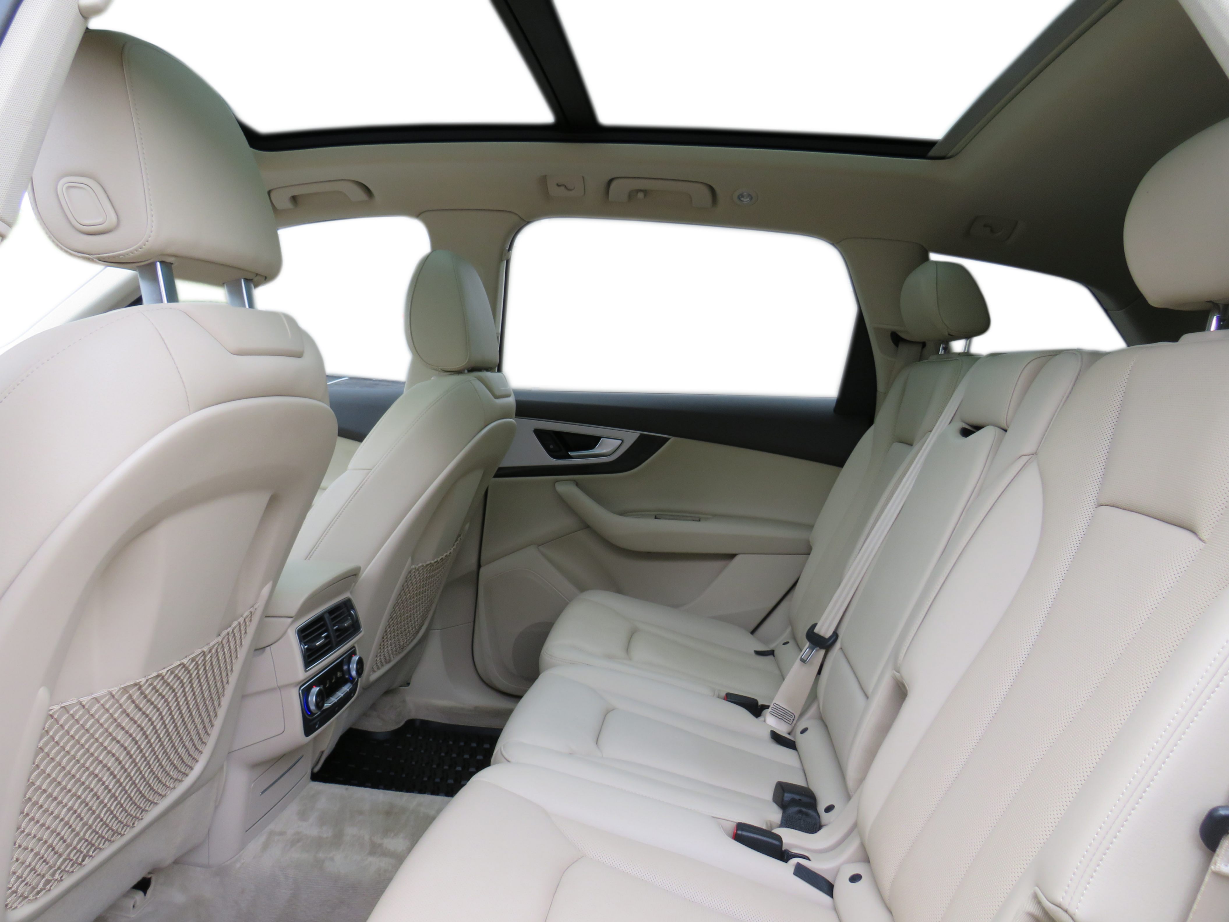 /laautomotive/2017-Audi-Q7-7708946740614295.jpg