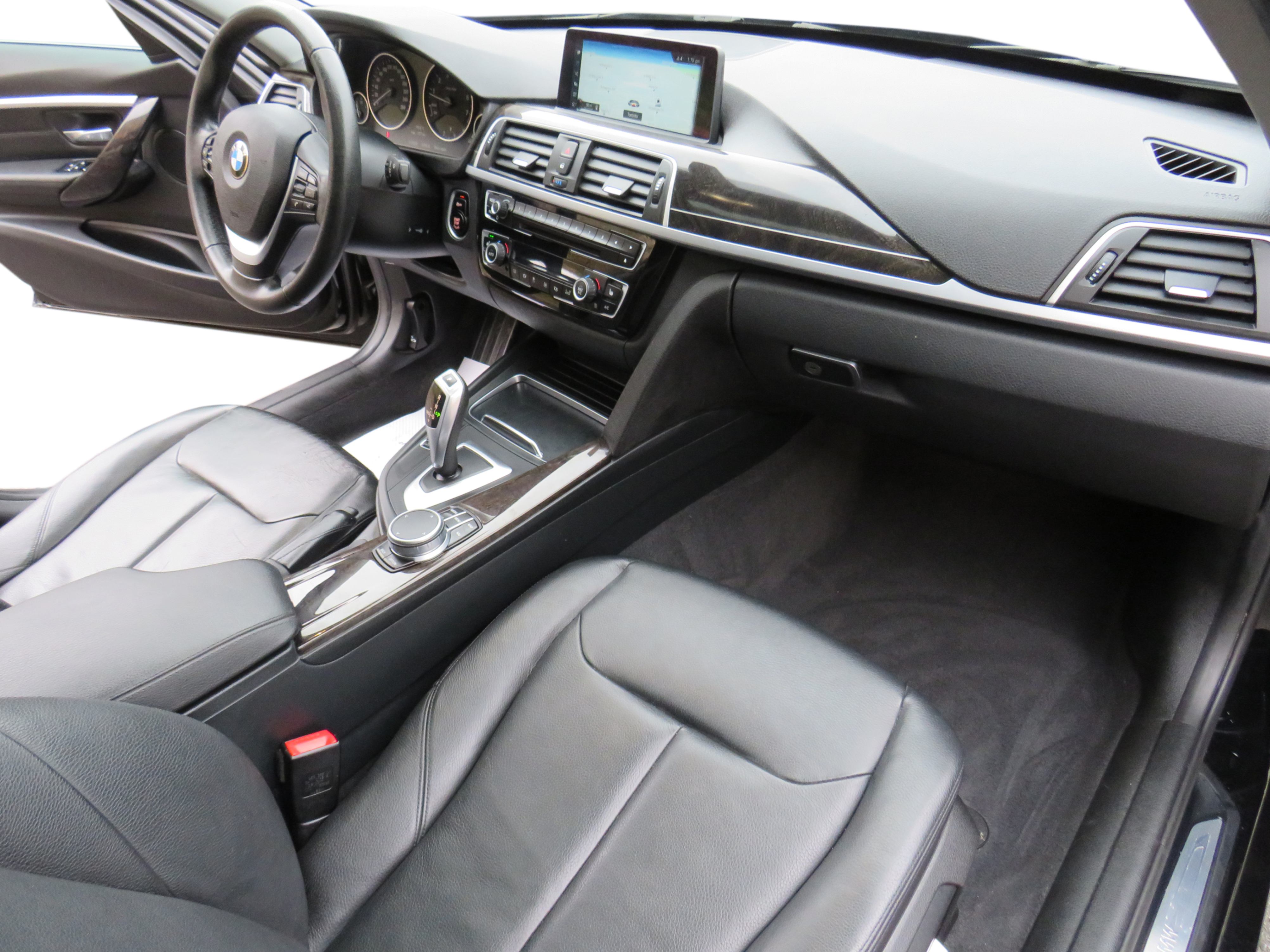 /laautomotive/2017-BMW-3Series-3727263203144642.jpg