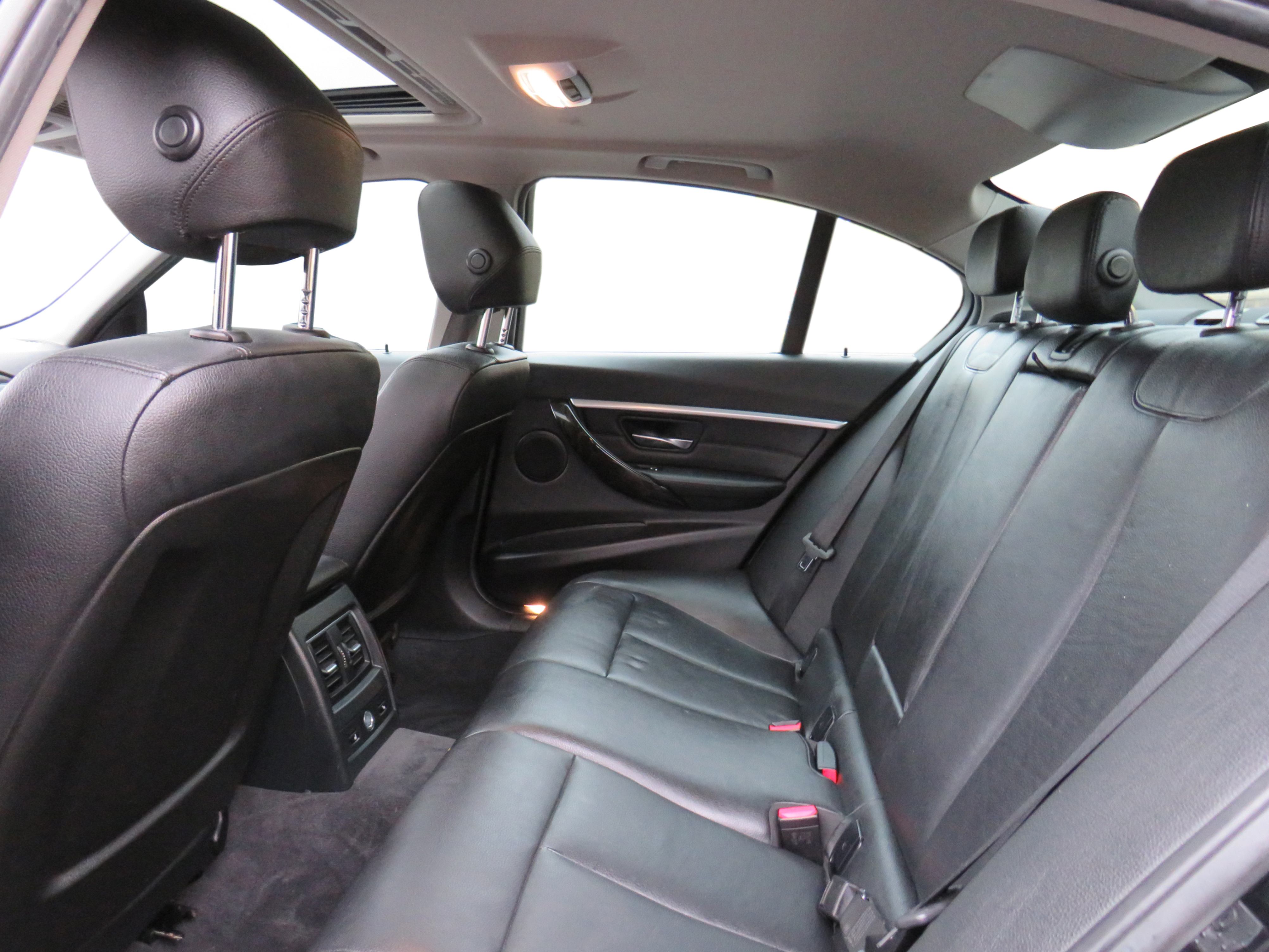 /laautomotive/2017-BMW-3Series-7417929174899782.jpg