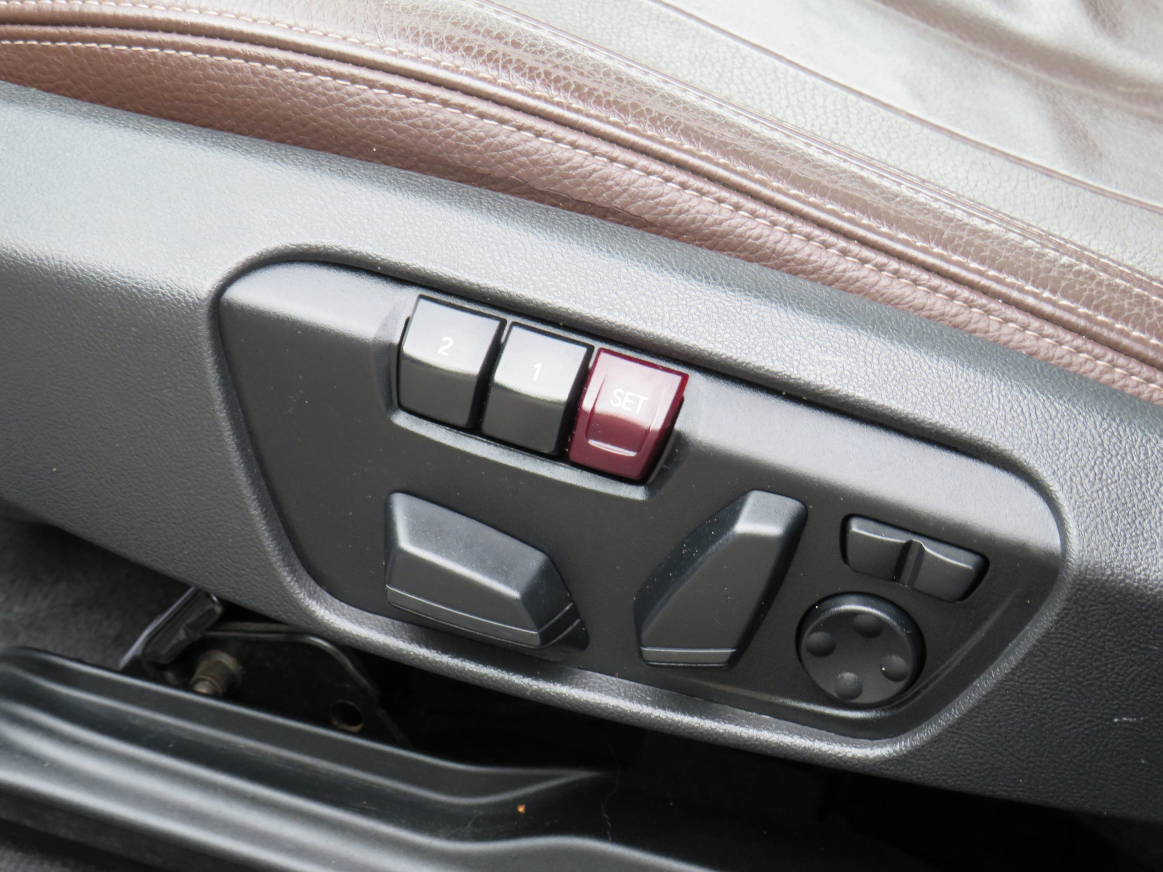 /laautomotive/2017-BMW-X1-8503855581686459.jpg