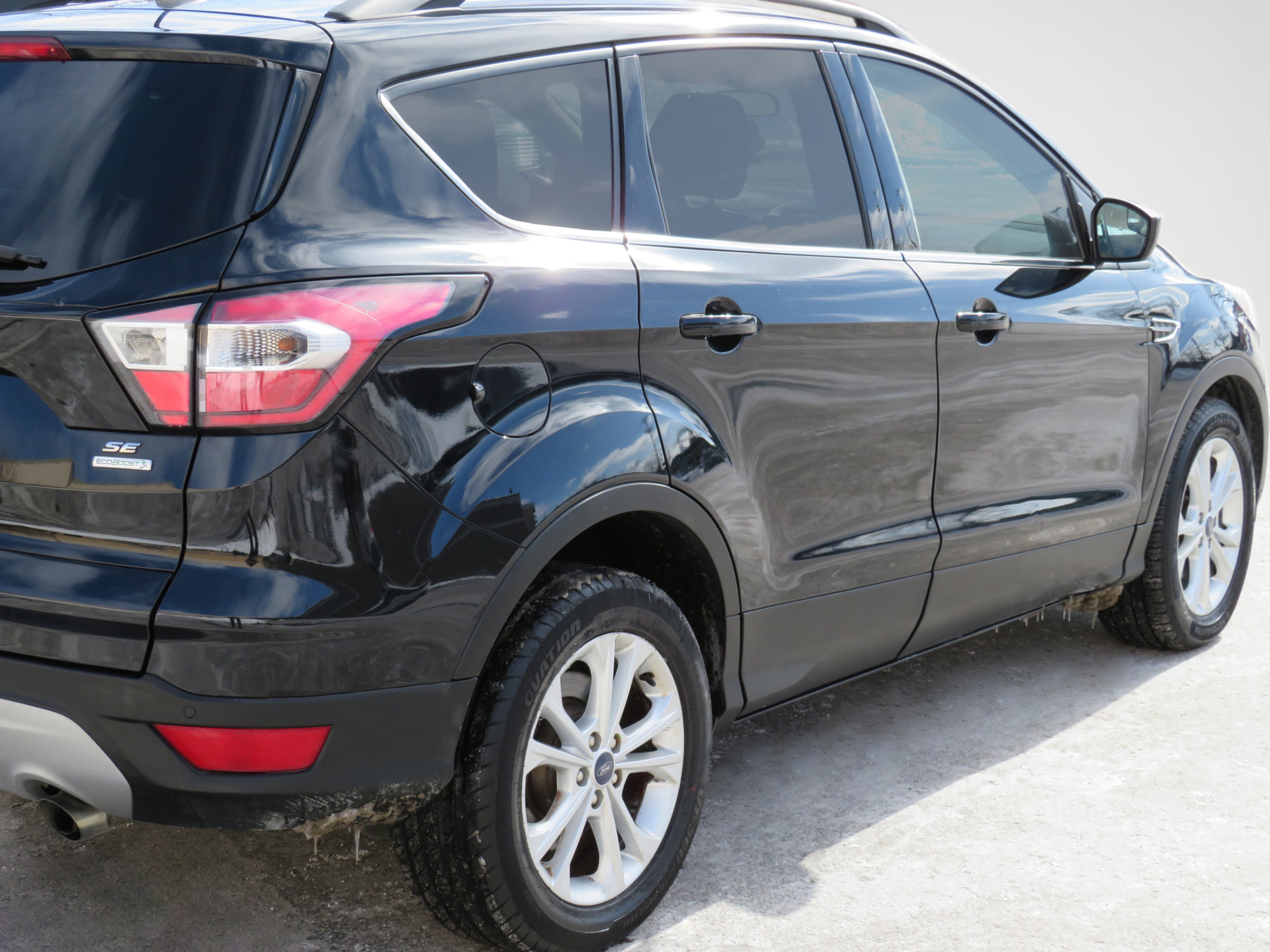 /laautomotive/2017-Ford-Escape-17553650961750922.jpg