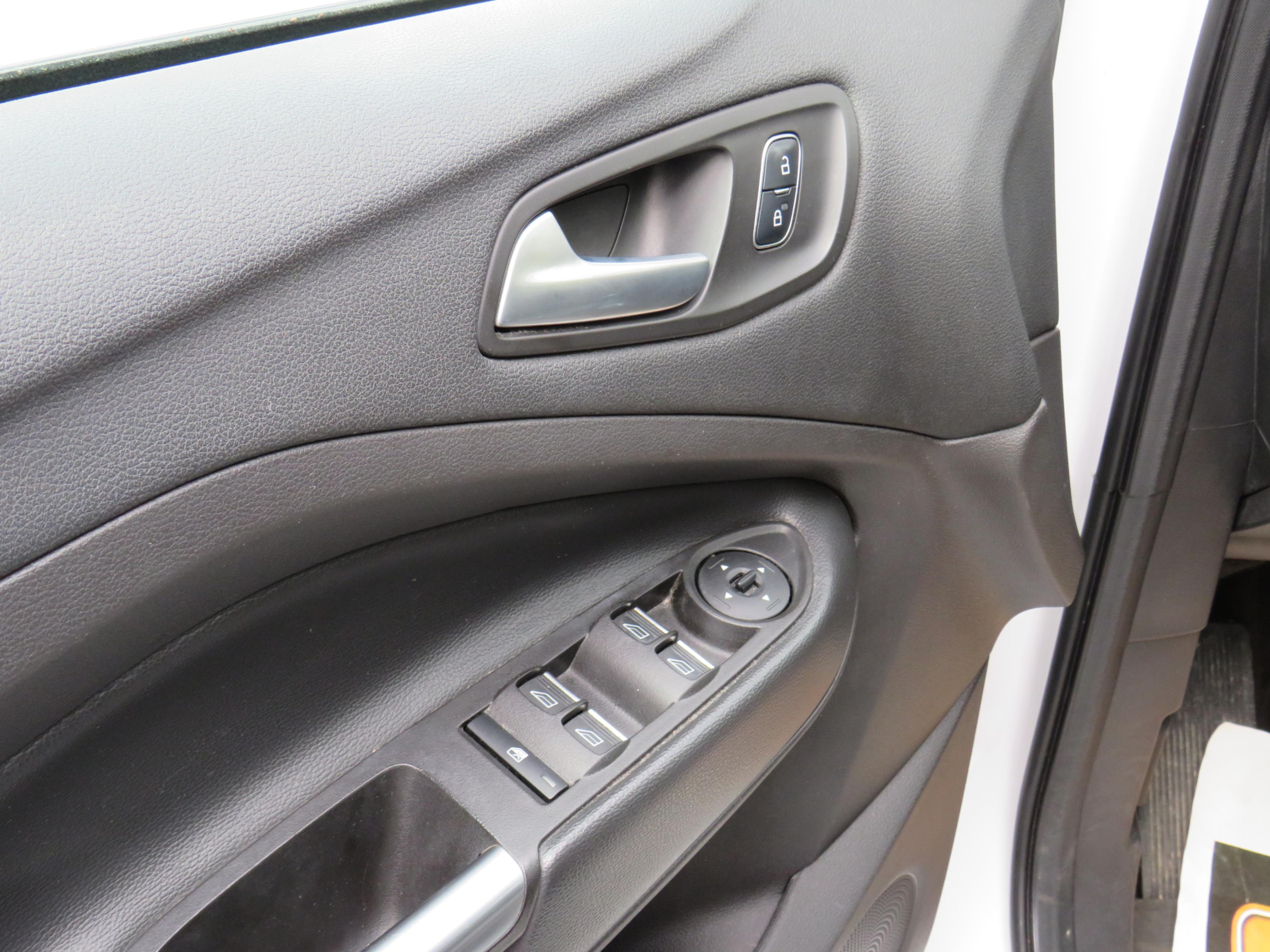 /laautomotive/2017-Ford-Escape-26129583626308595.jpg