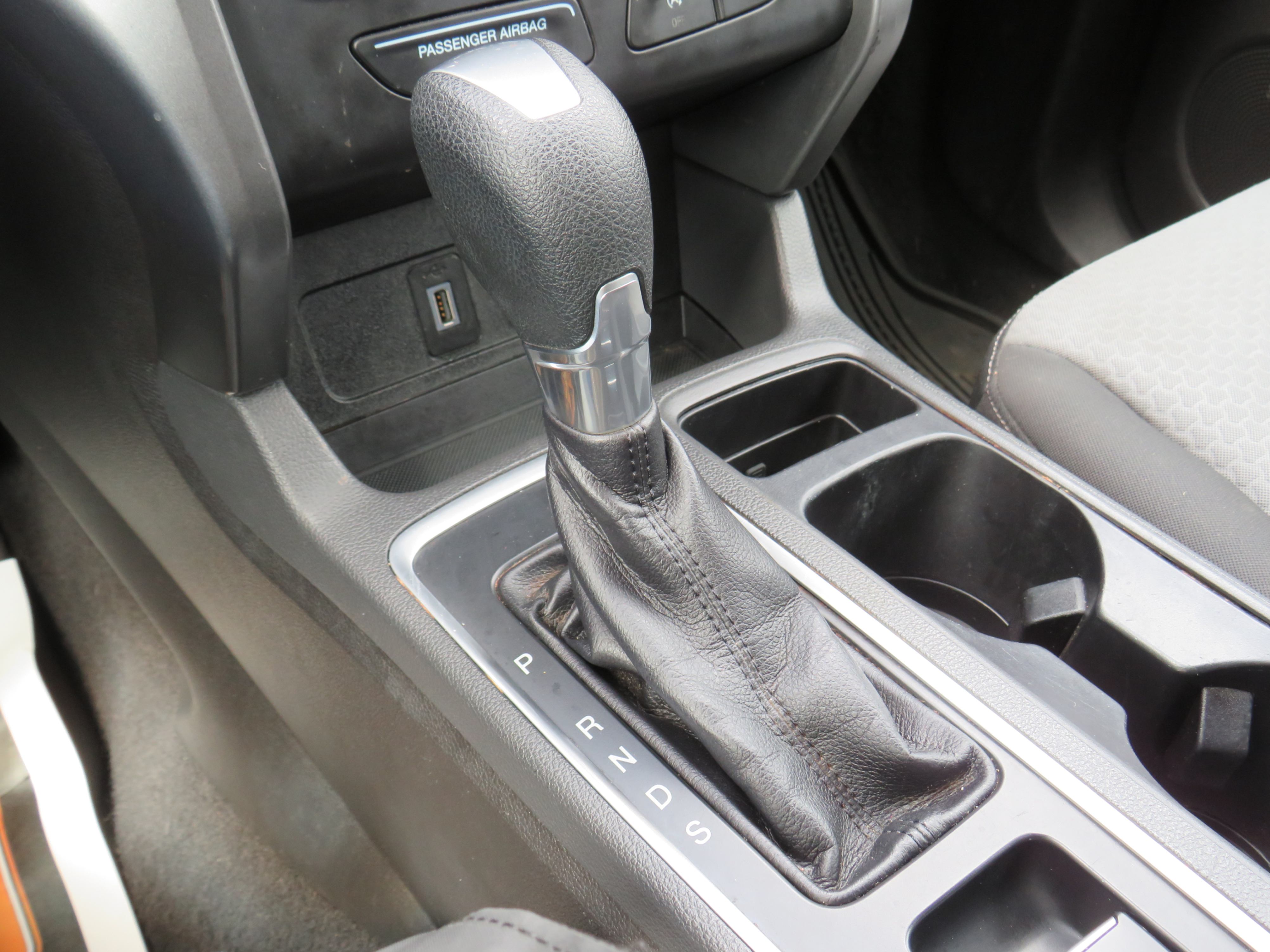 /laautomotive/2017-Ford-Escape-2968396673191851.jpg
