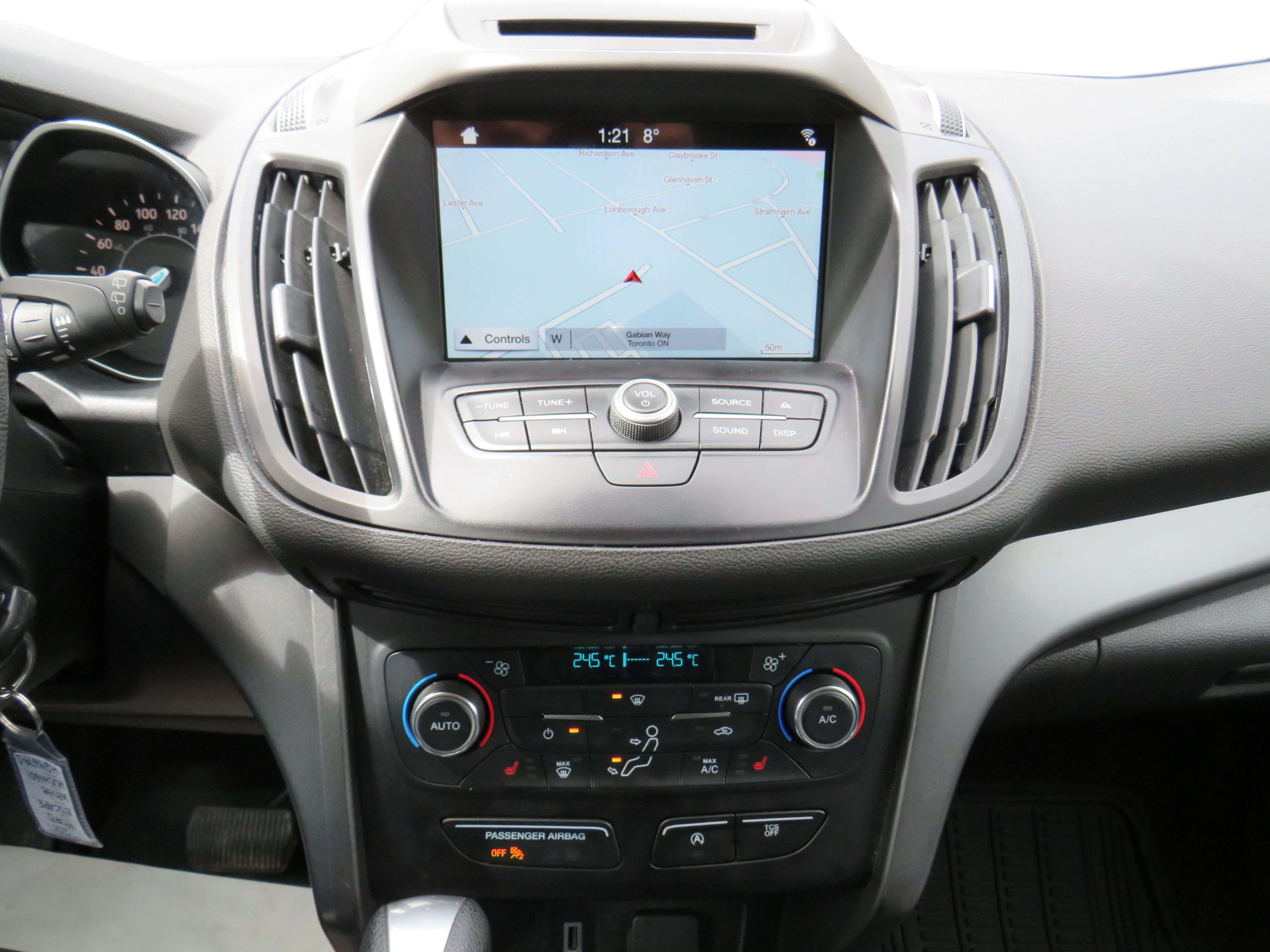 /laautomotive/2017-Ford-Escape-7379291875056839.jpg