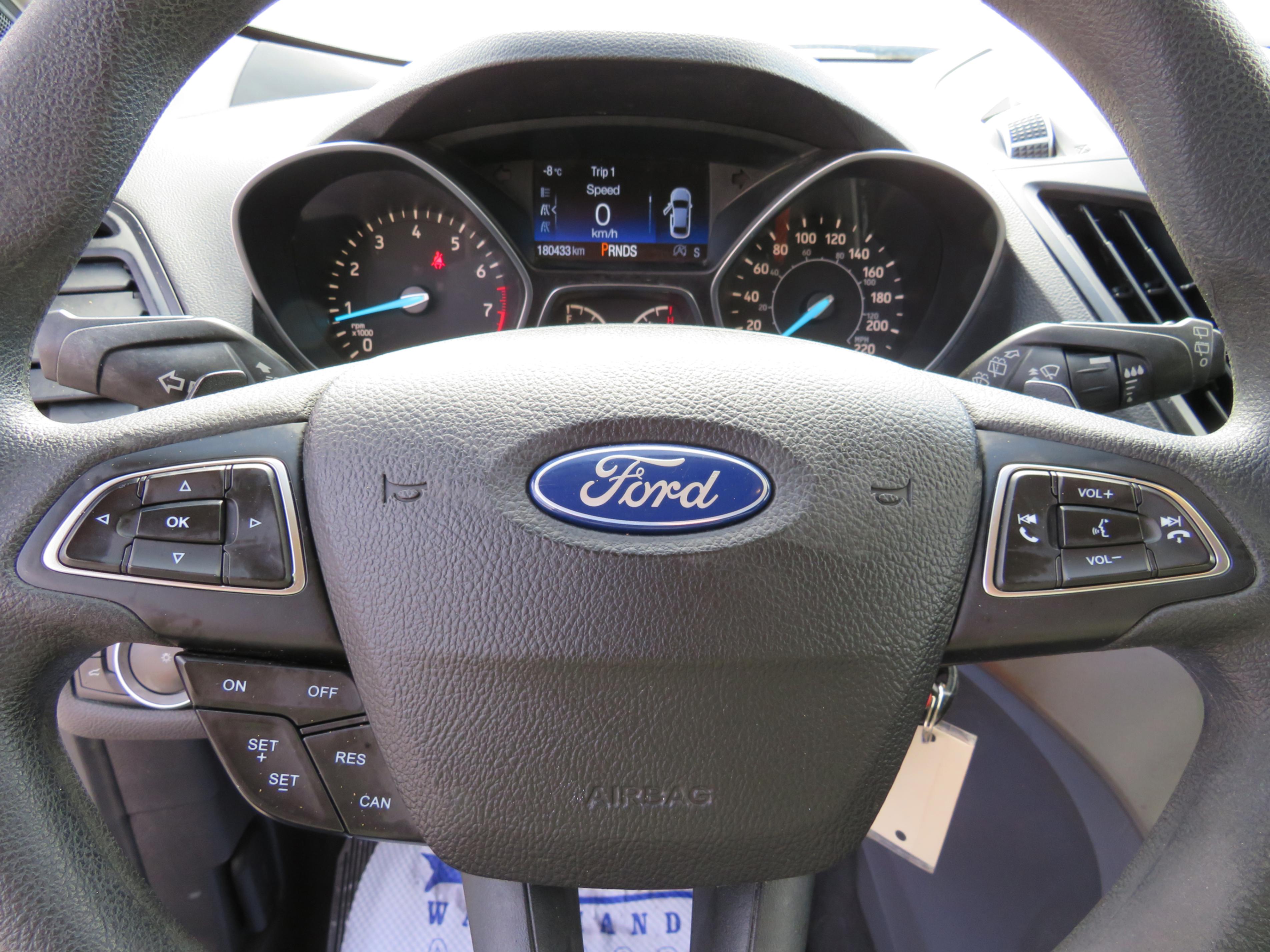 /laautomotive/2017-Ford-Escape-8153905533190593.jpg