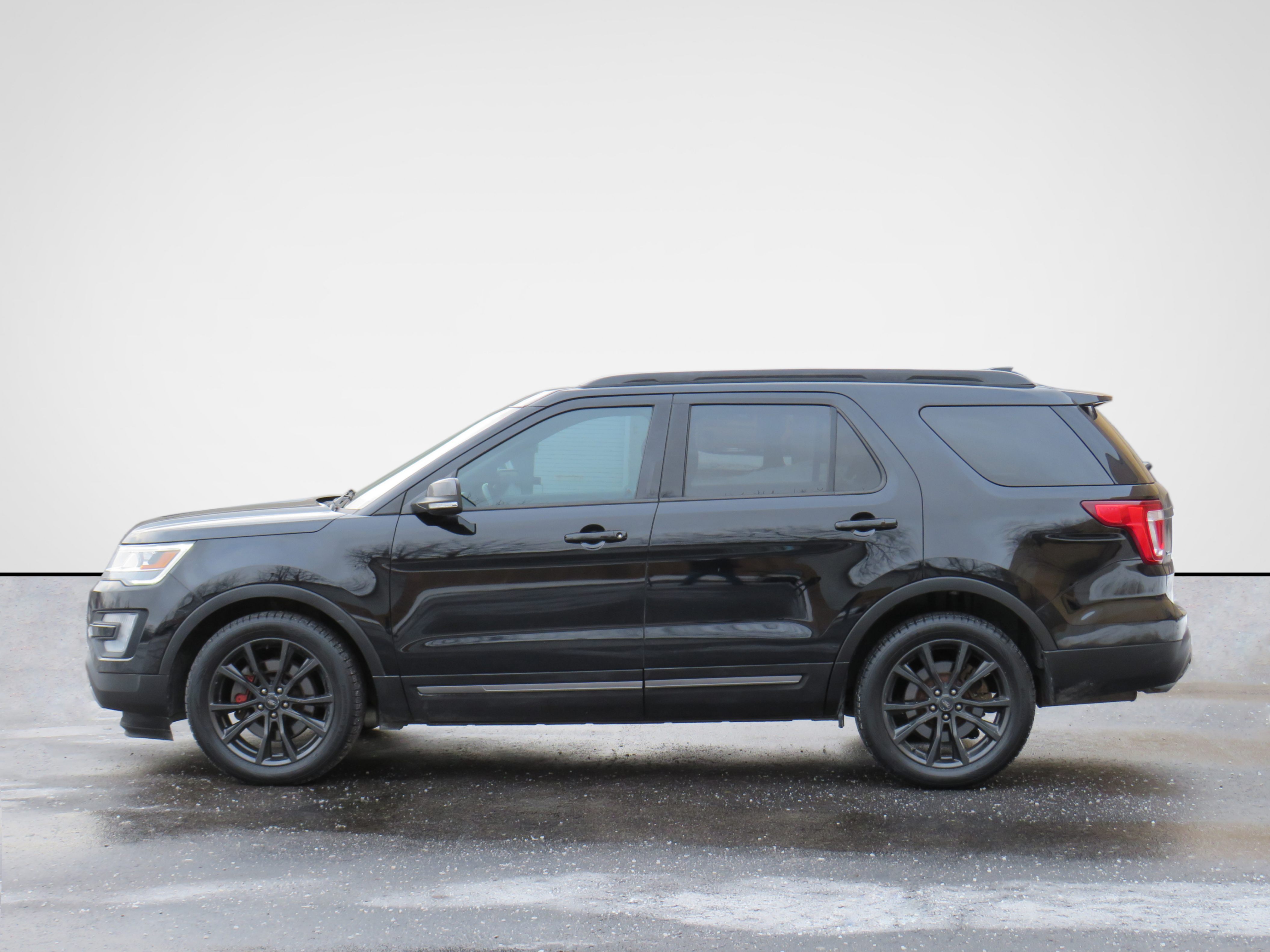 /laautomotive/2017-Ford-Explorer-21368903580153864.jpg