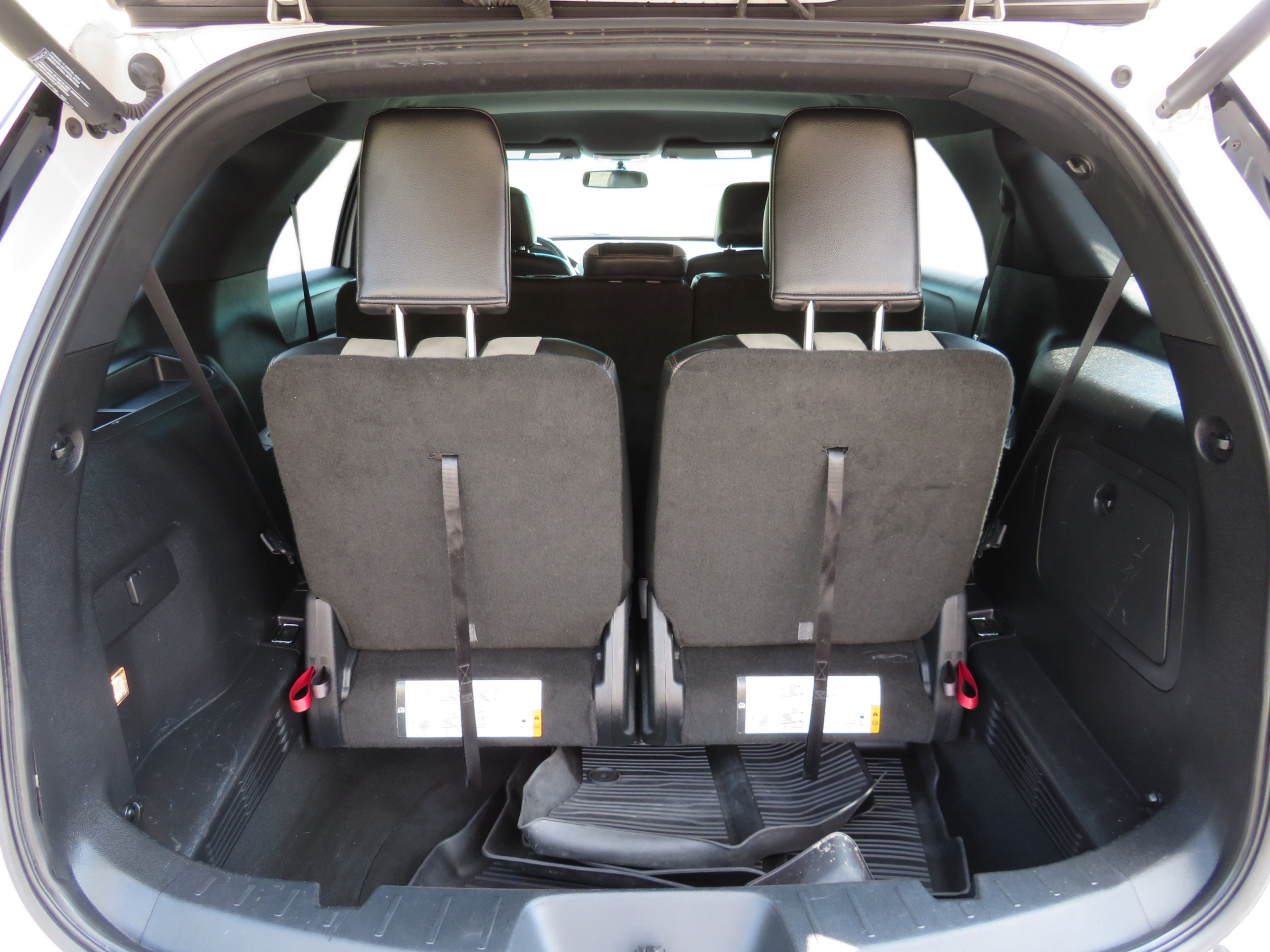 /laautomotive/2017-Ford-Explorer-32883243004801566.jpg