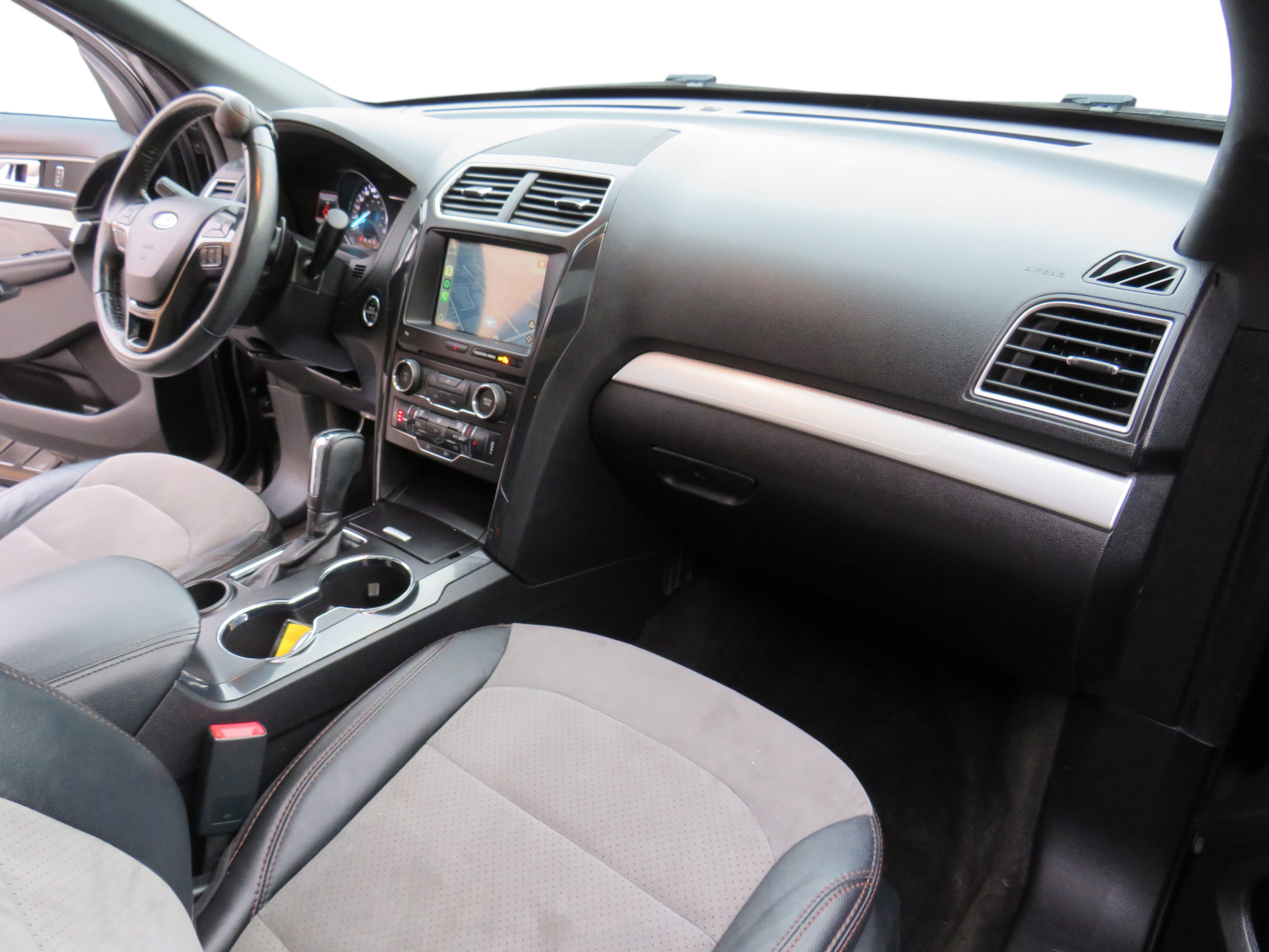 /laautomotive/2017-Ford-Explorer-4335195520281361.jpg