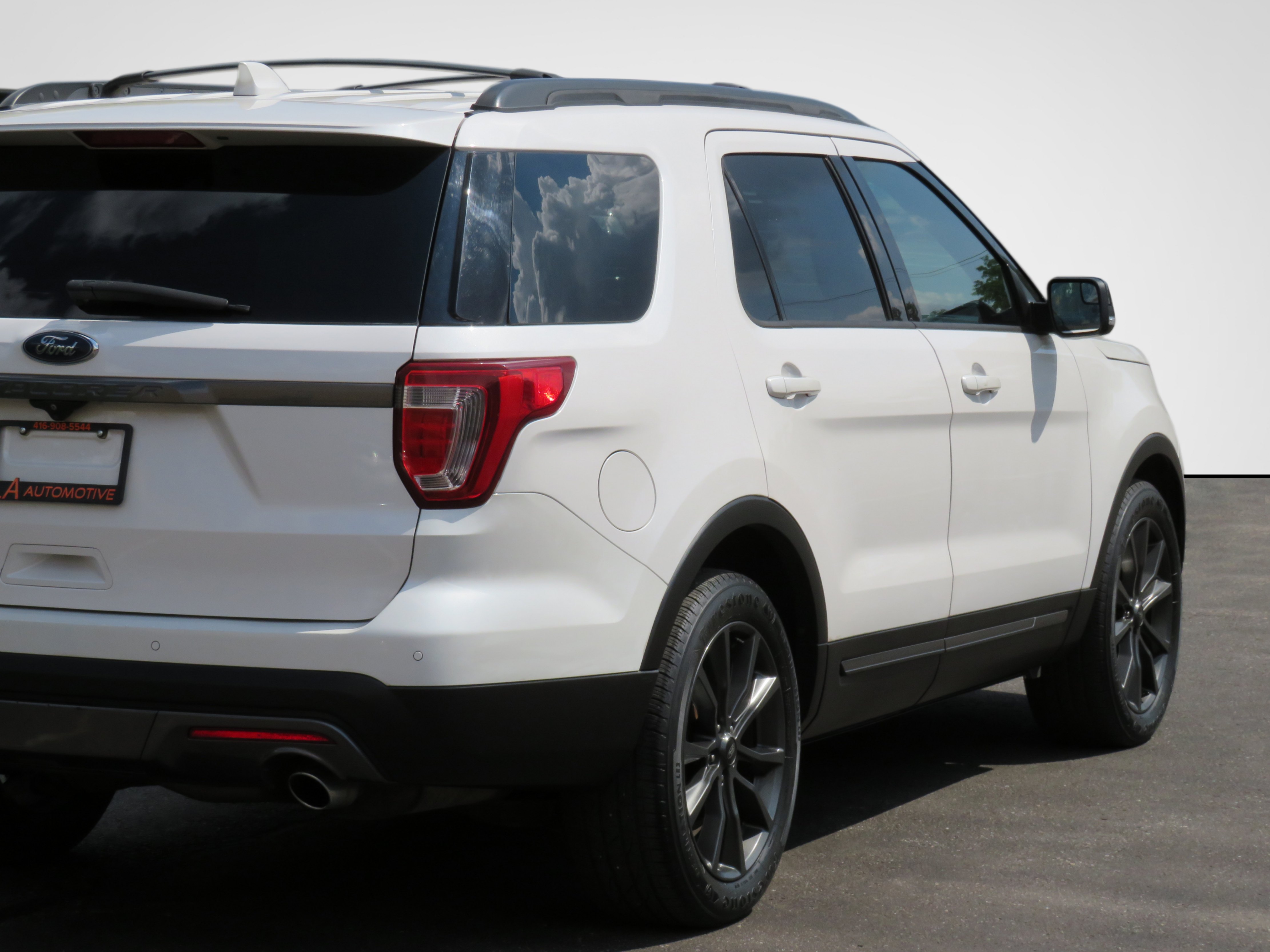 /laautomotive/2017-Ford-Explorer-4950268711704582.jpg