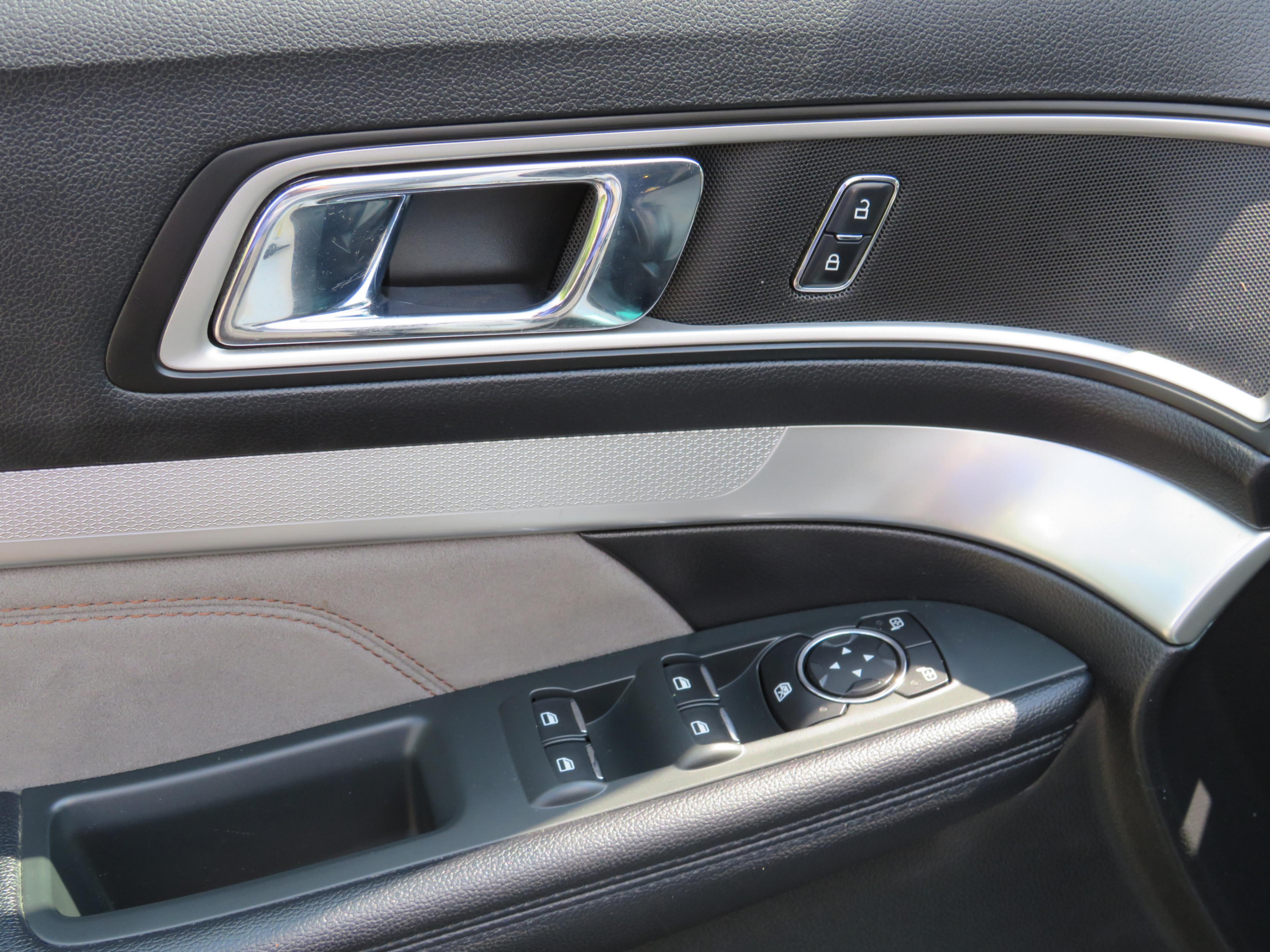 /laautomotive/2017-Ford-Explorer-6372086748226031.jpg