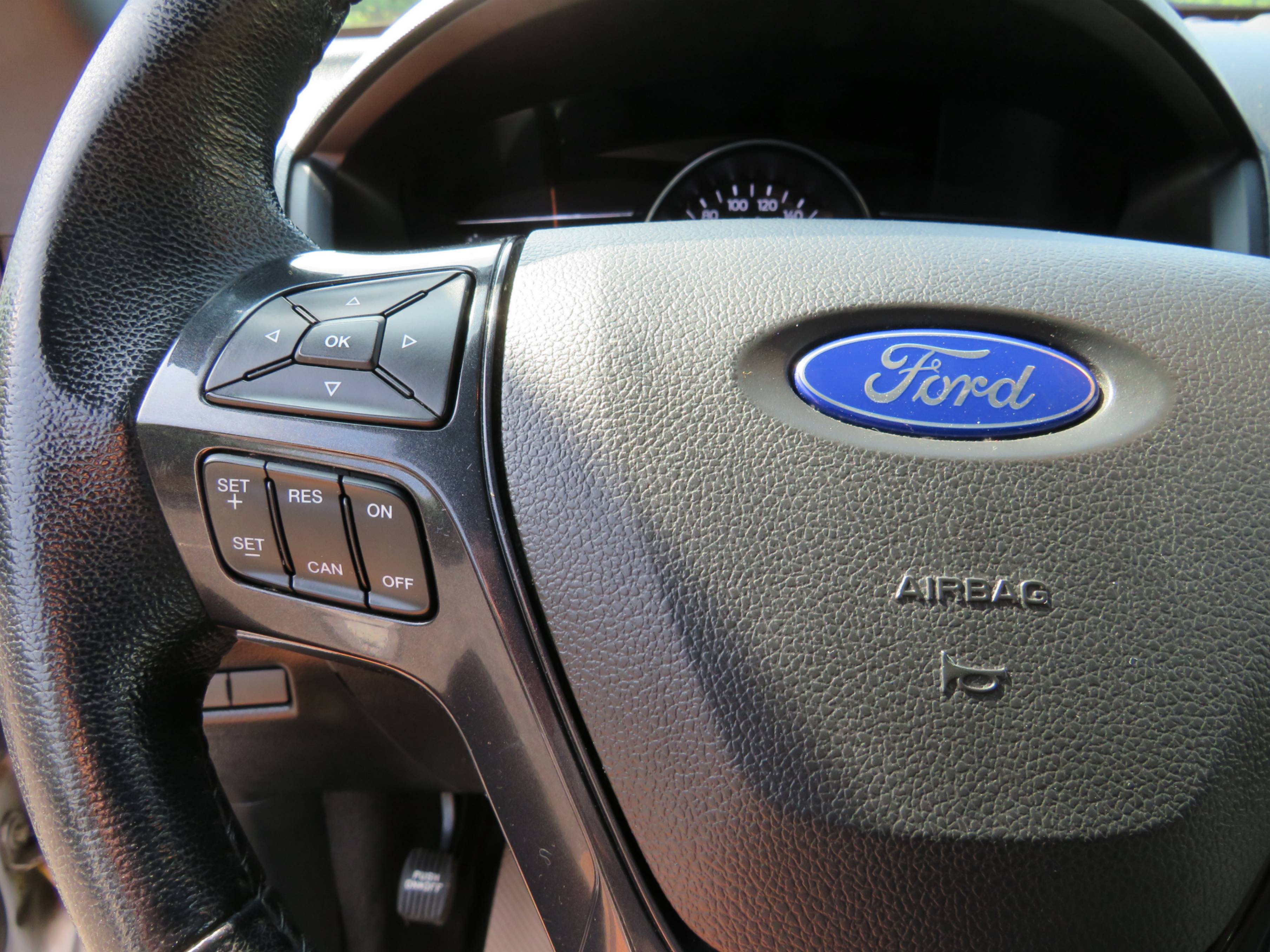 /laautomotive/2017-Ford-Explorer-7198201209664343.jpg