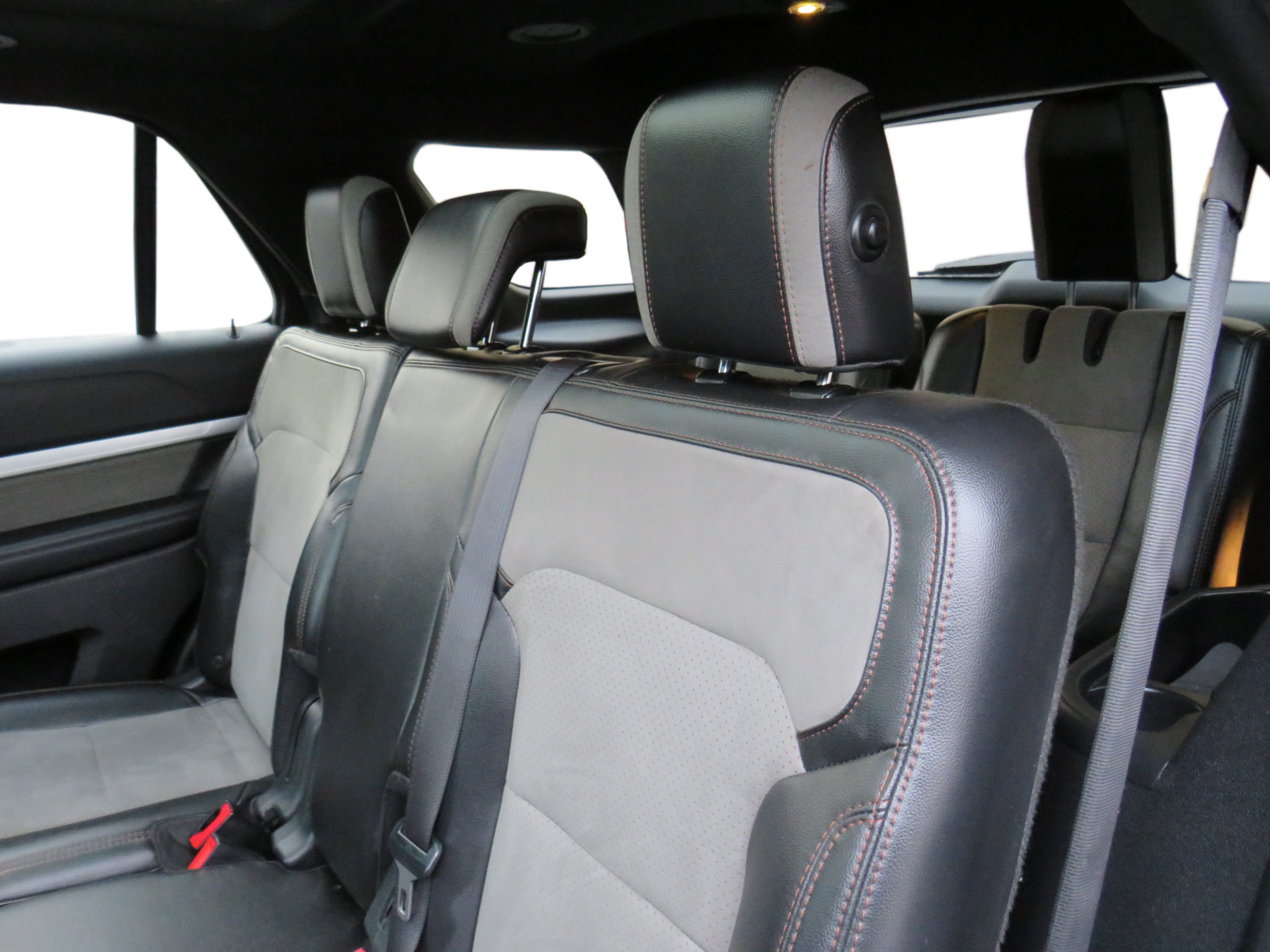 /laautomotive/2017-Ford-Explorer-7298609243196301.jpg