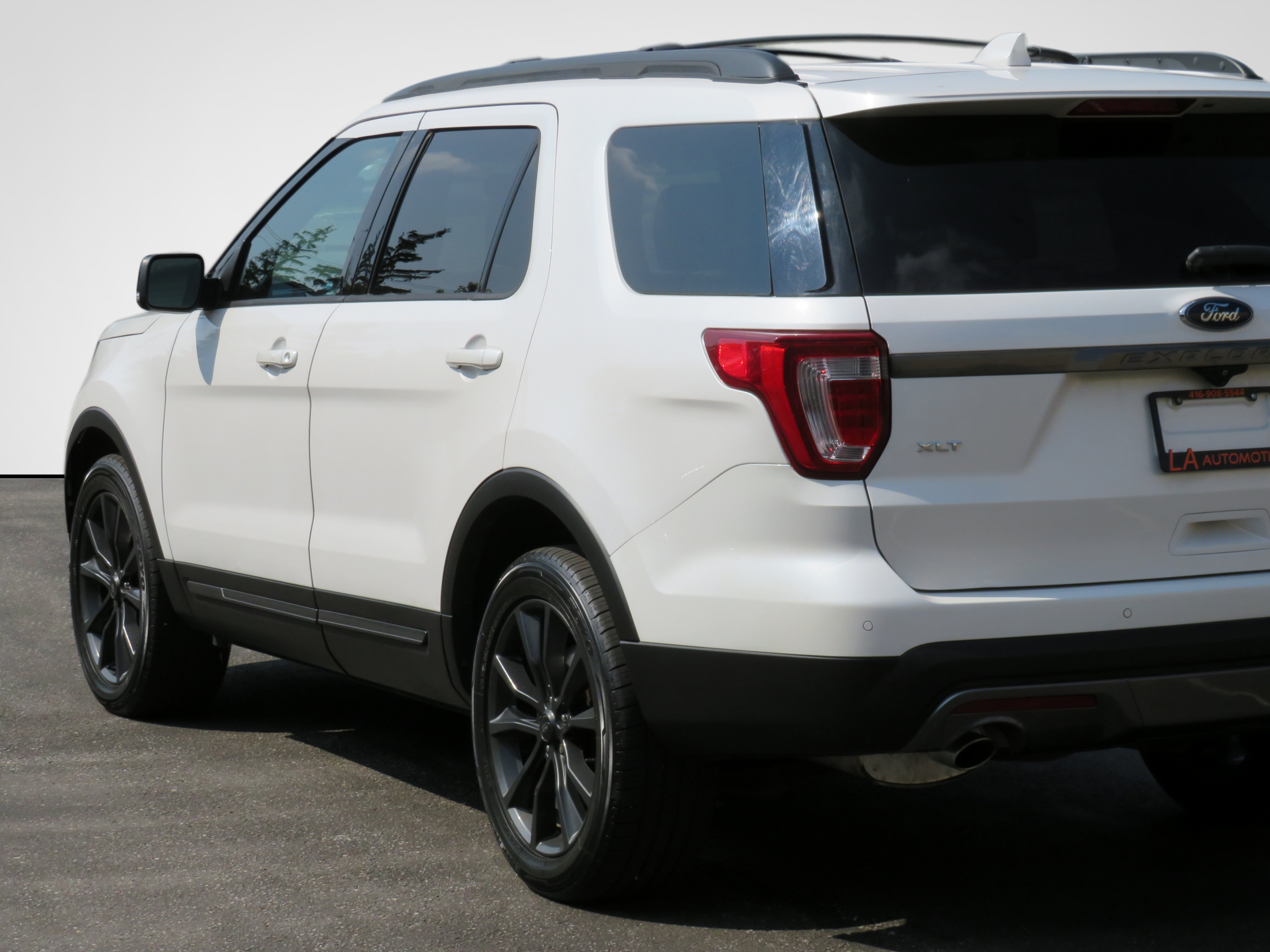 /laautomotive/2017-Ford-Explorer-9163711716380278.jpg