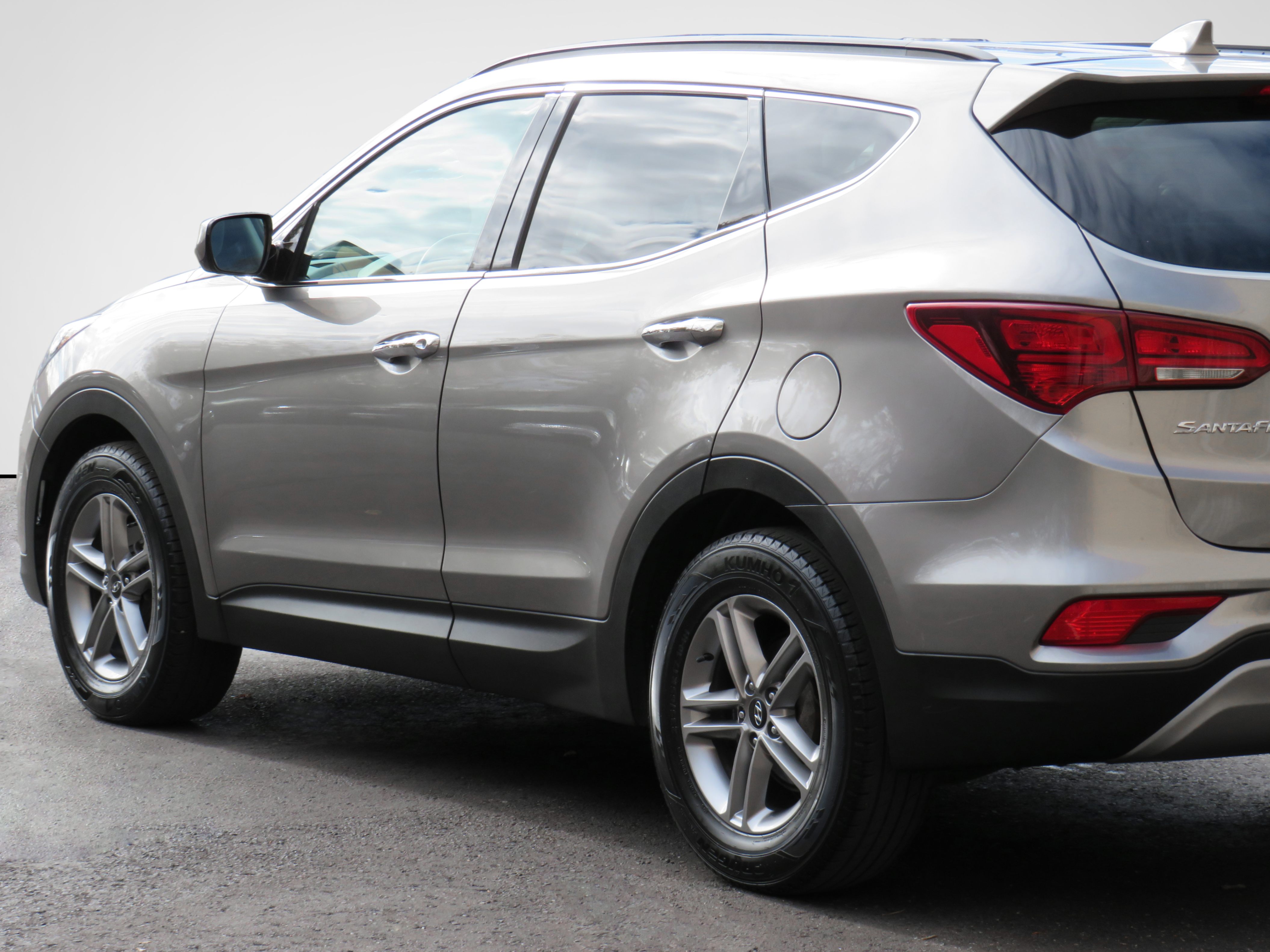 /laautomotive/2017-Hyundai-SantaFe-11019110164457091.jpg