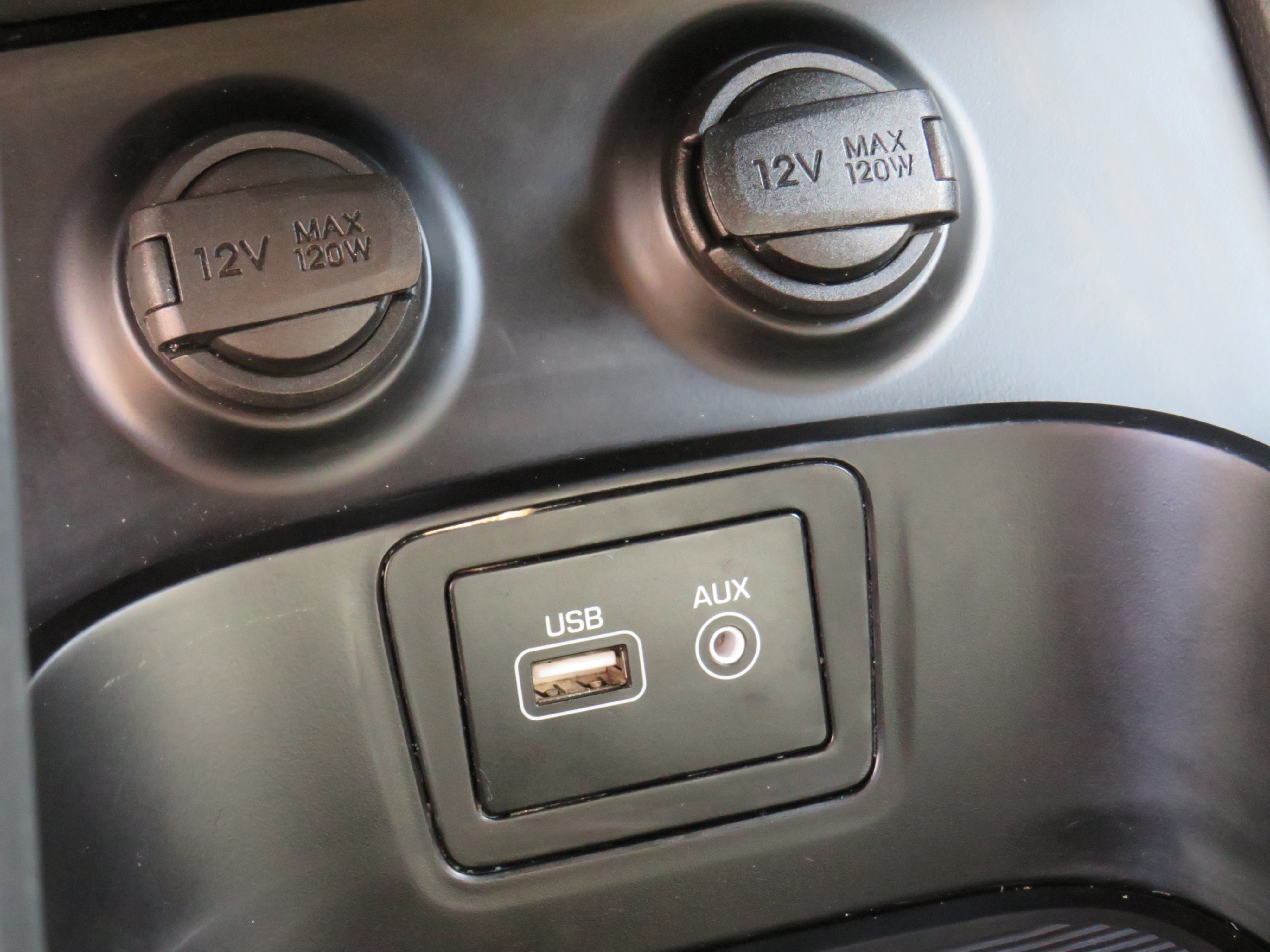 /laautomotive/2017-Hyundai-SantaFe-3168440864935762.jpg