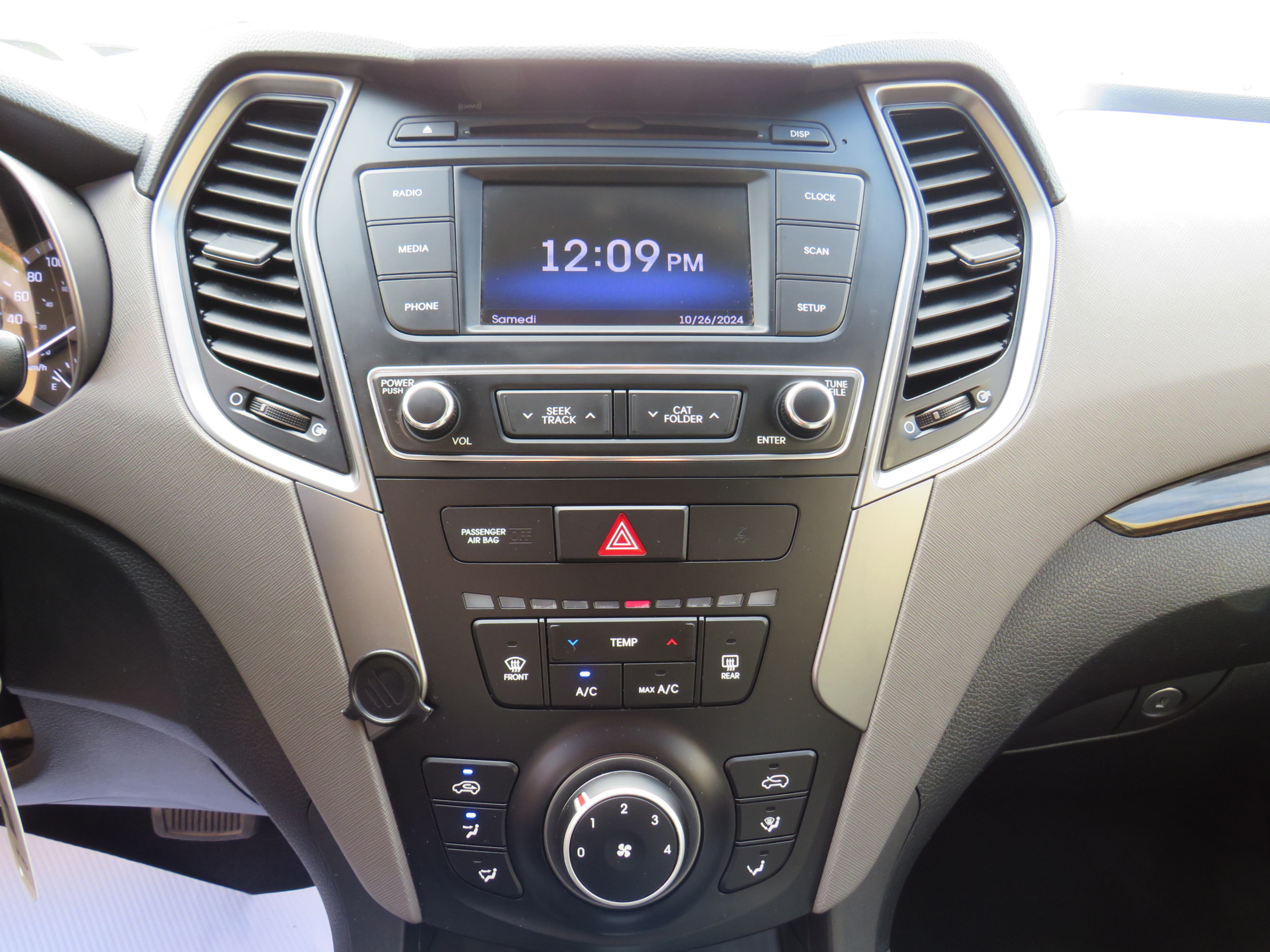 /laautomotive/2017-Hyundai-SantaFe-4845653481042649.jpg