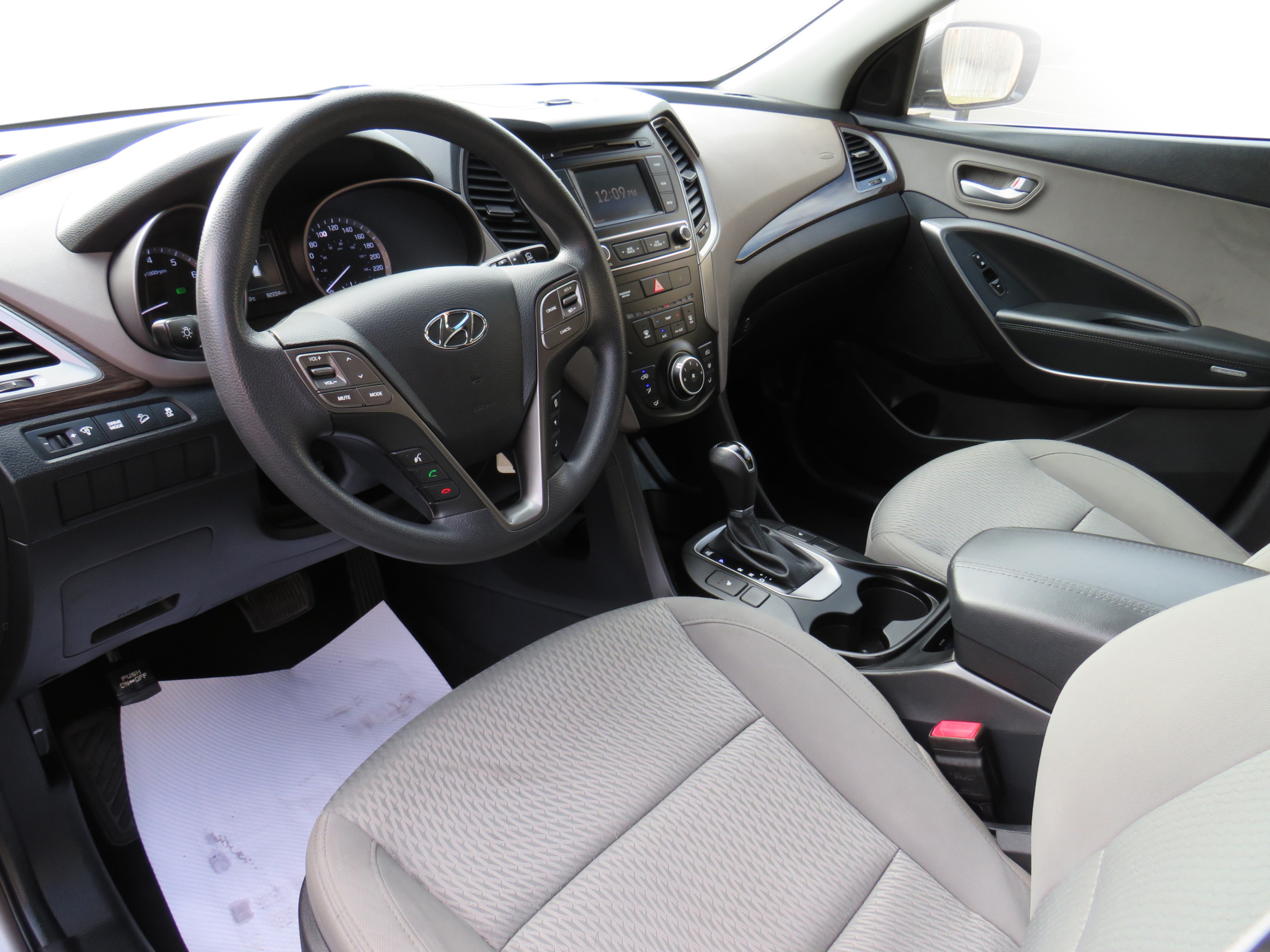 /laautomotive/2017-Hyundai-SantaFe-5858702923077108.jpg