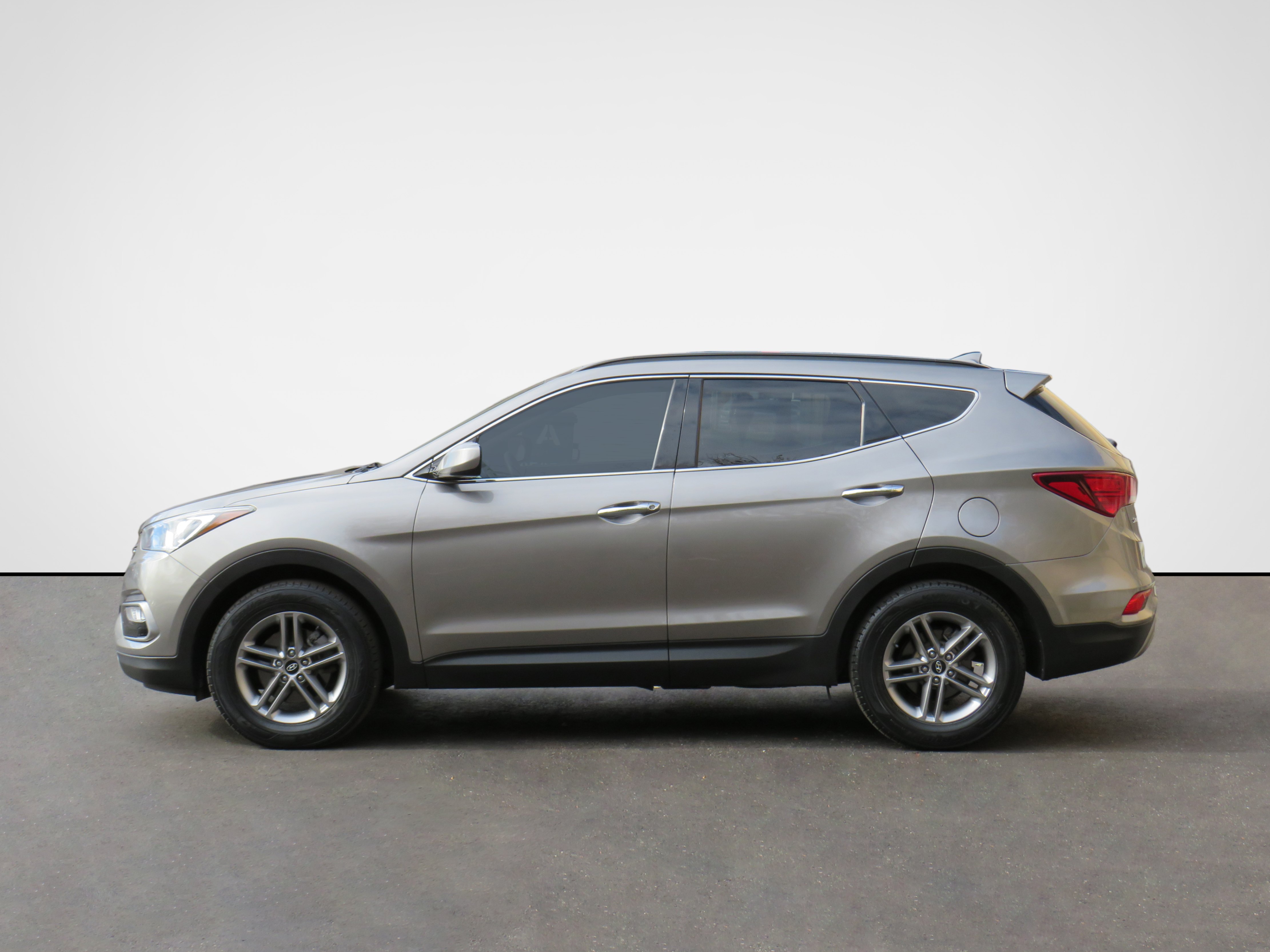 /laautomotive/2017-Hyundai-SantaFe-6927924198744047.jpg