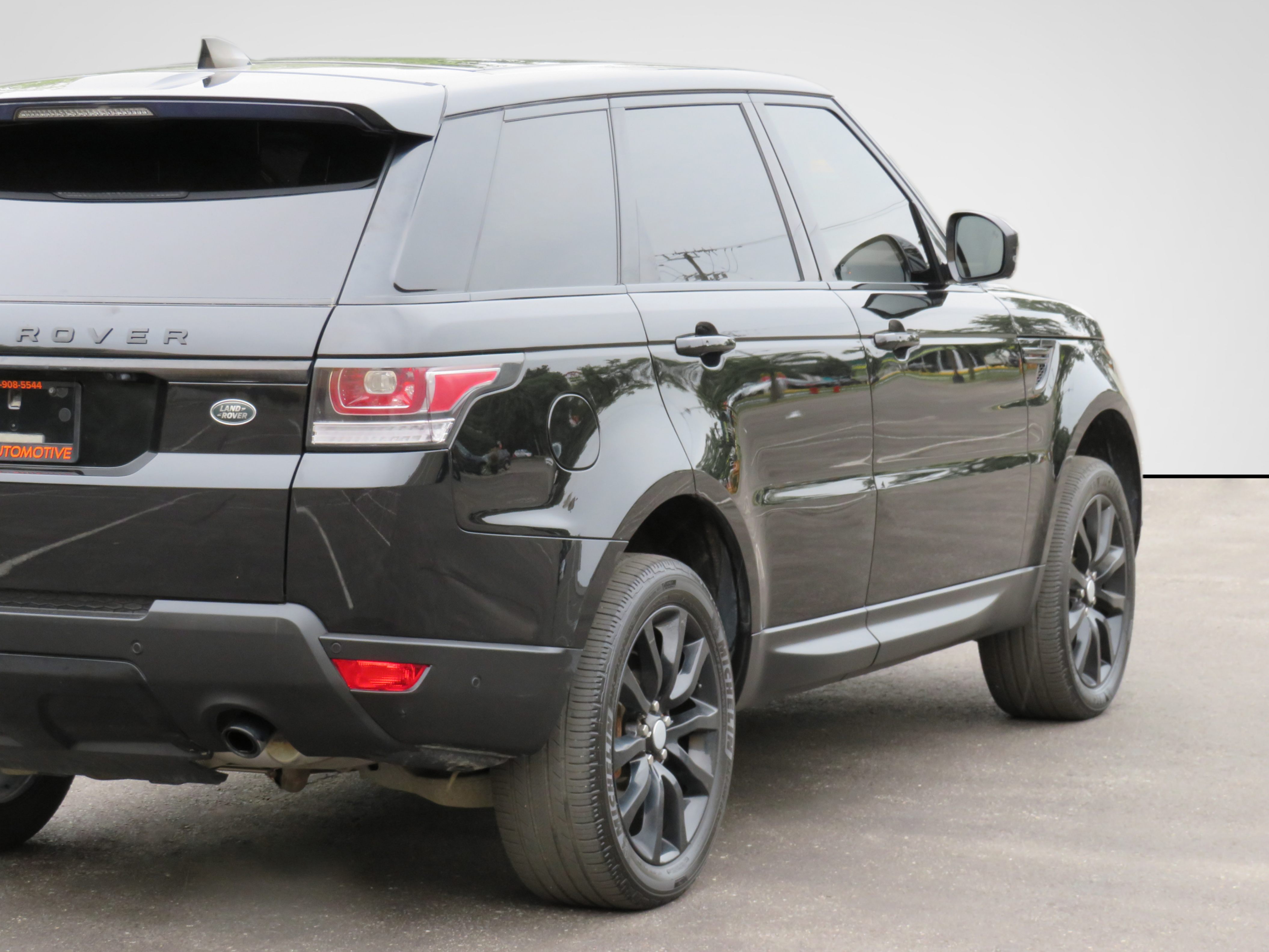 /laautomotive/2017-LandRover-RangeRover-2517899701707136.jpg