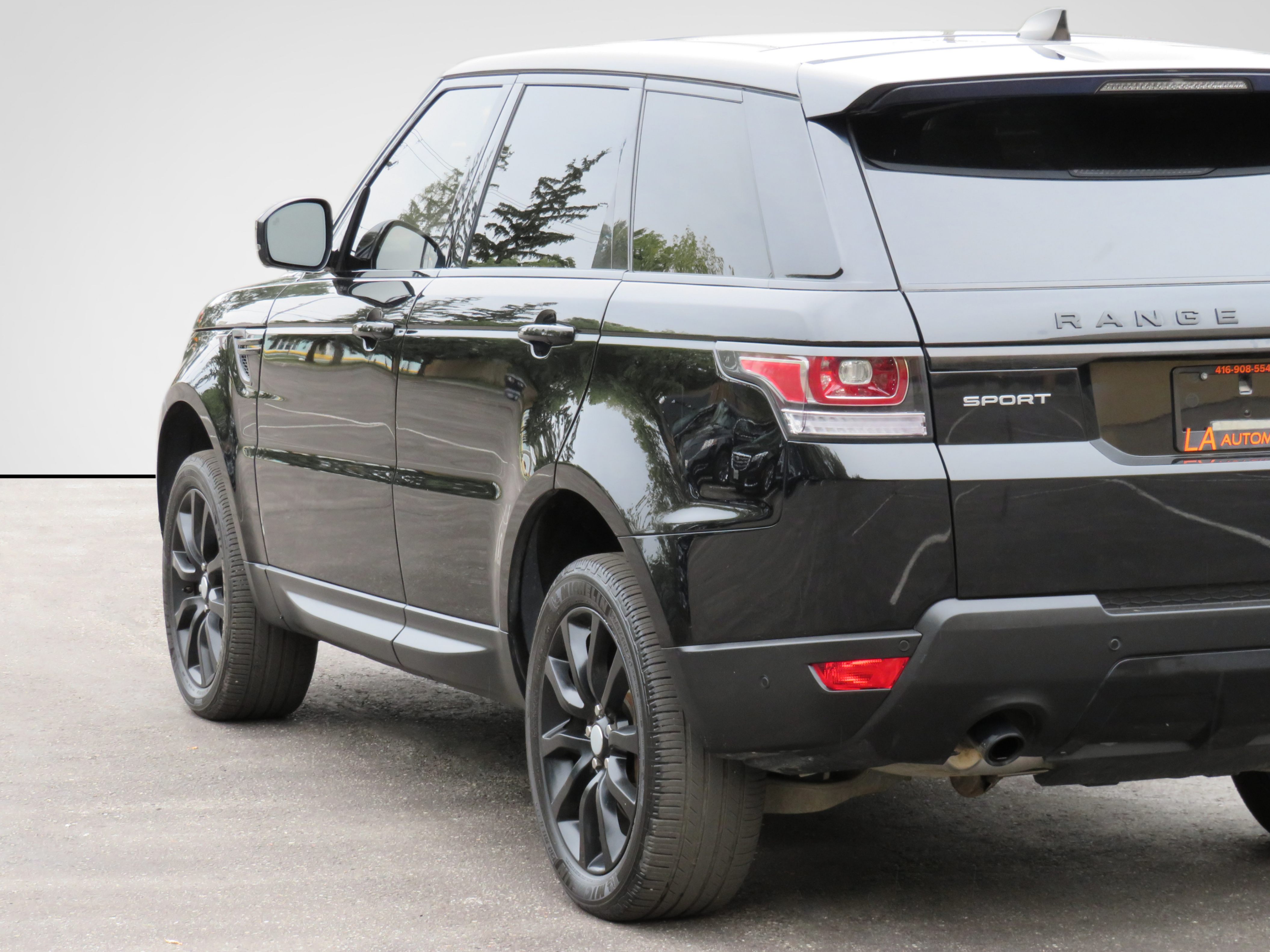 /laautomotive/2017-LandRover-RangeRover-6278836920671289.jpg