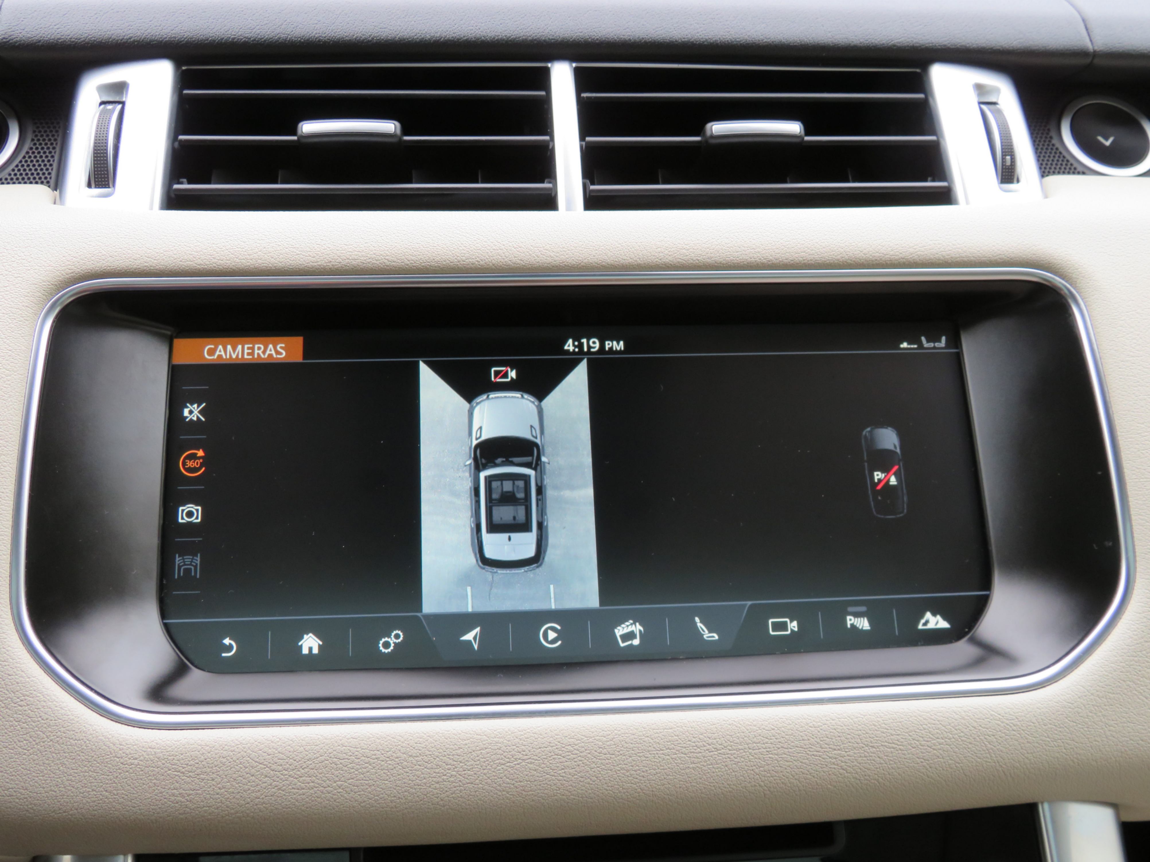 /laautomotive/2017-LandRover-RangeRover-666957450583969.jpg