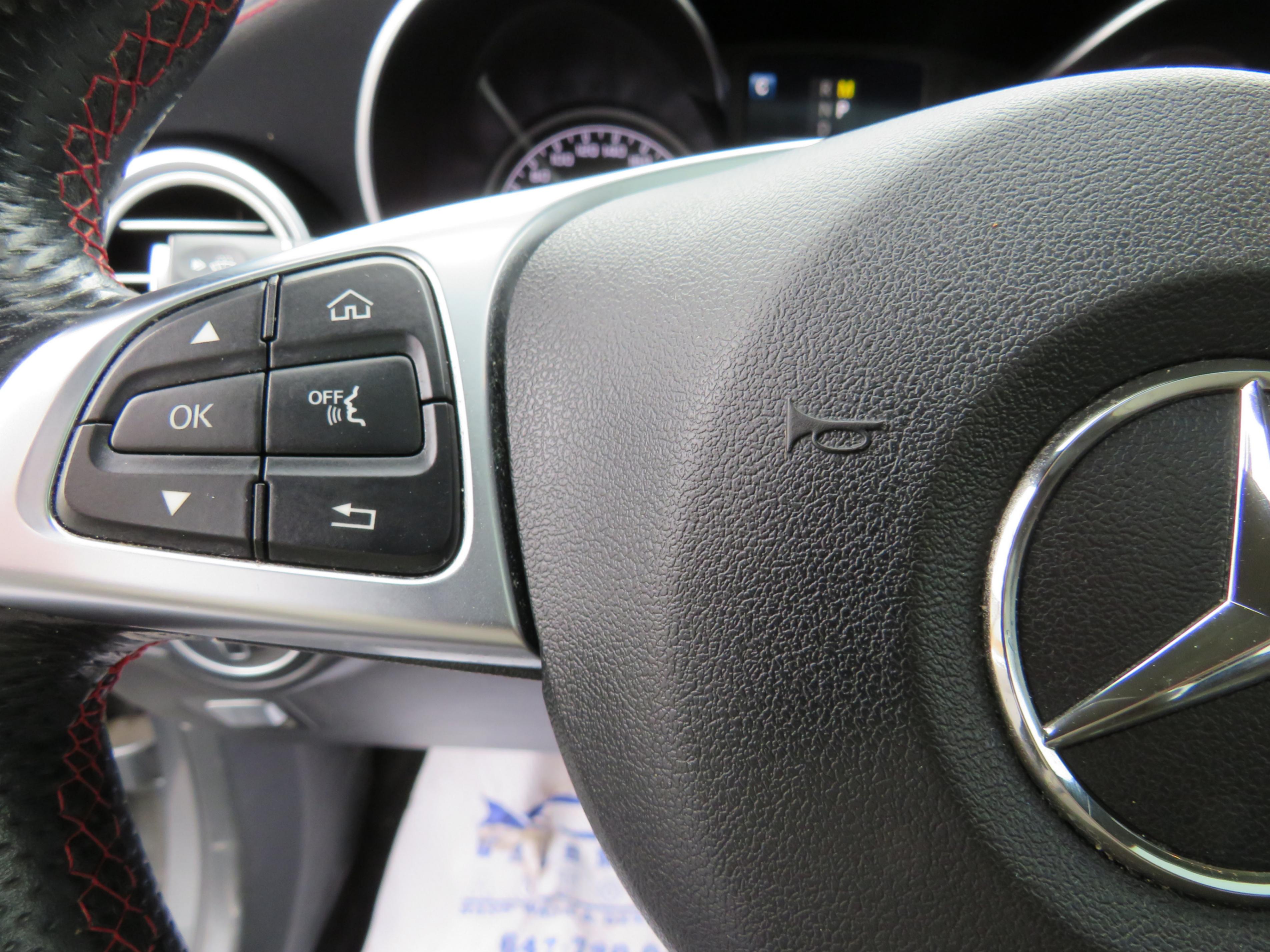 /laautomotive/2017-Mercedes-Benz-GLC-class-20122387655844354.jpg