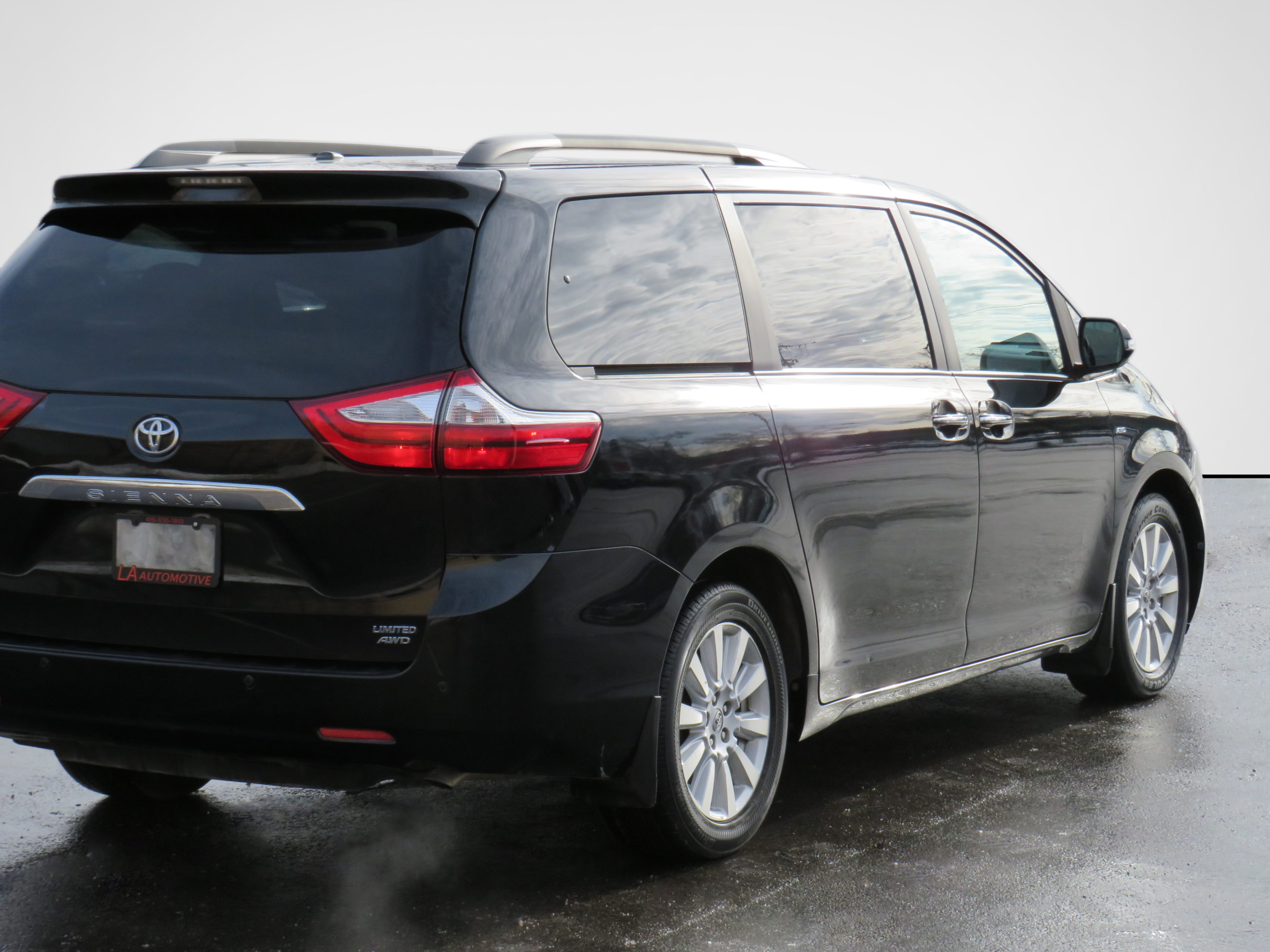 /laautomotive/2017-Toyota-Sienna-9123487810415452.jpg
