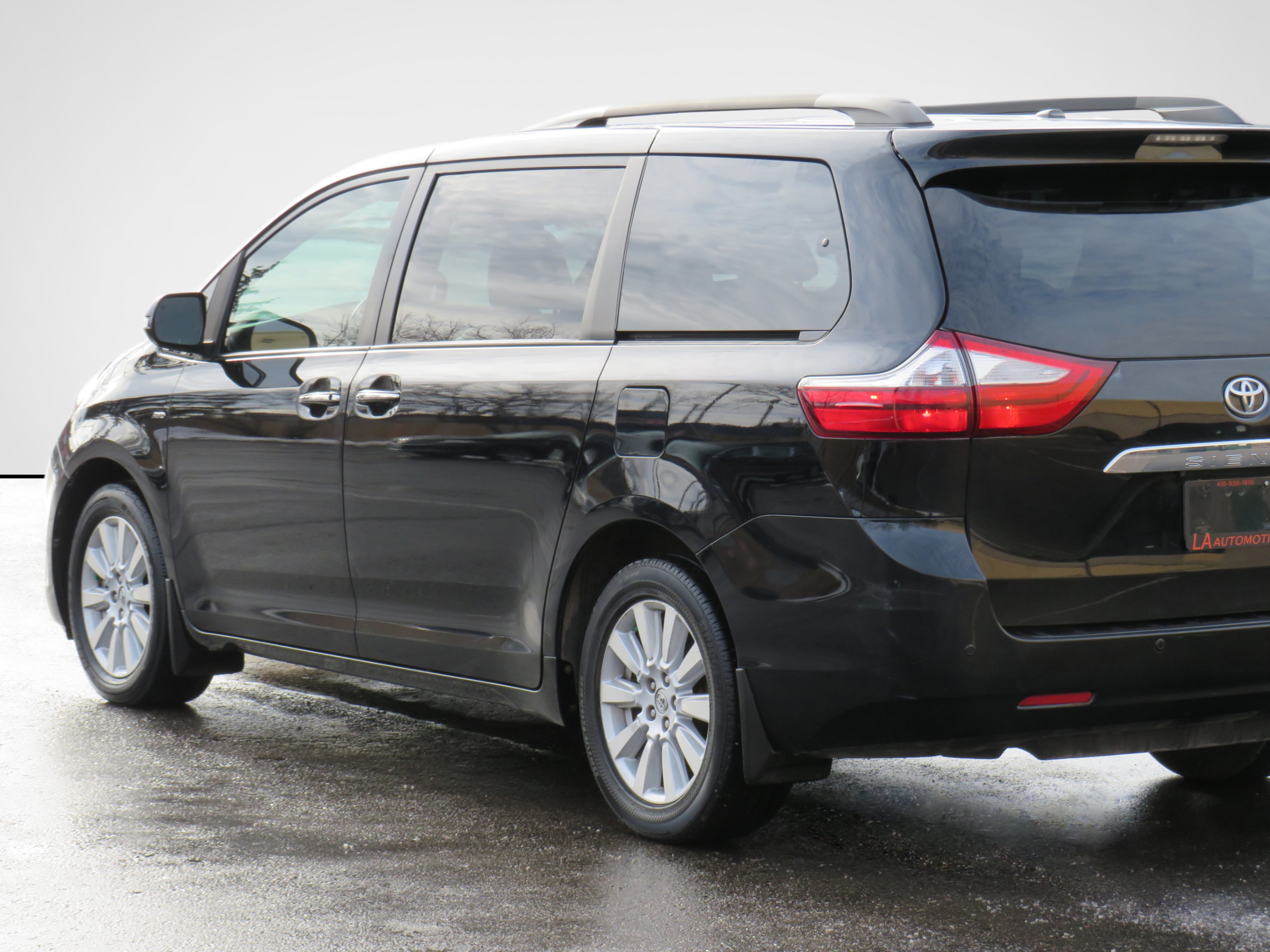 /laautomotive/2017-Toyota-Sienna-960492937427589.jpg