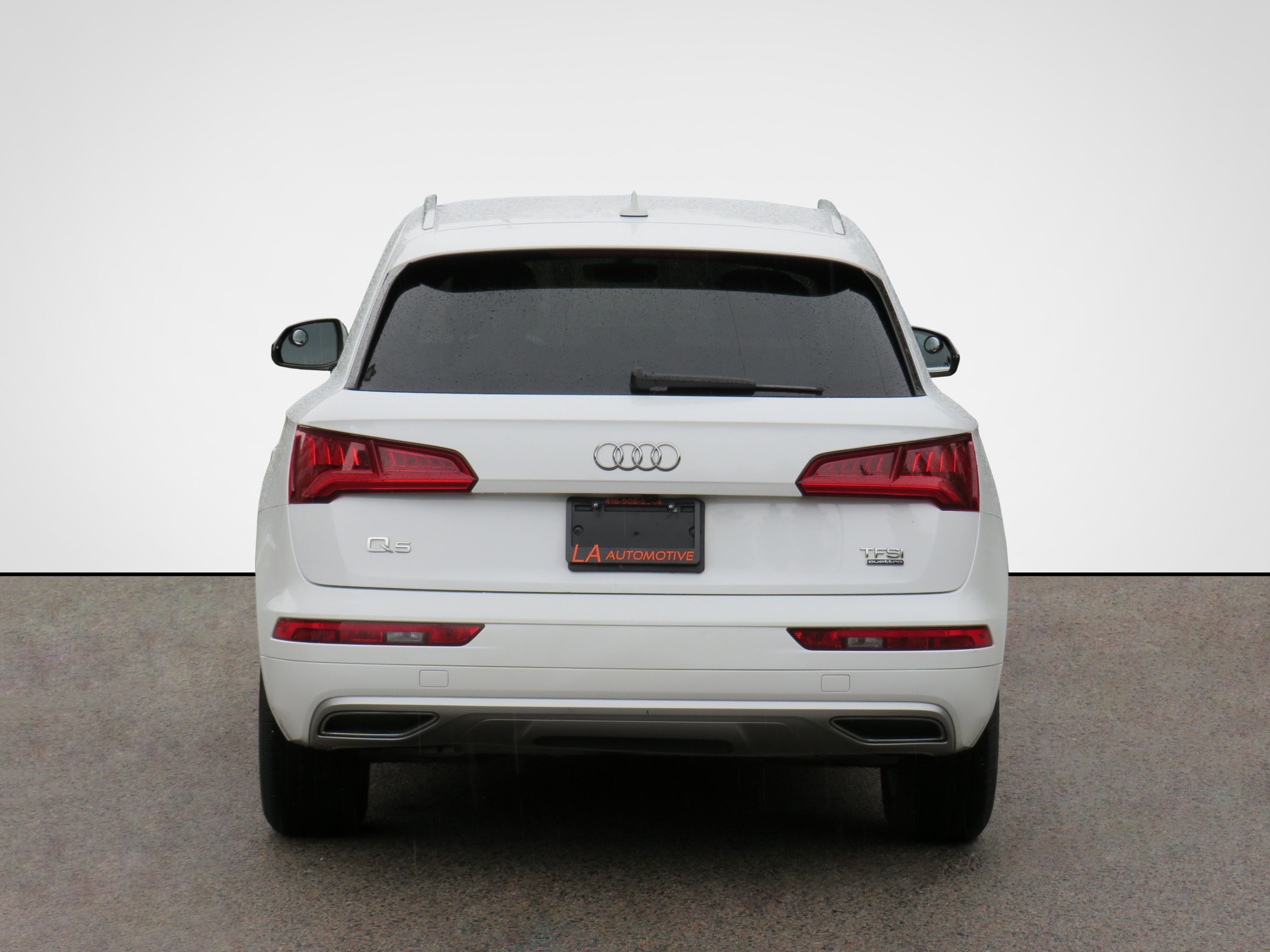 /laautomotive/2018-Audi-Q5-000025091698304446908.jpg