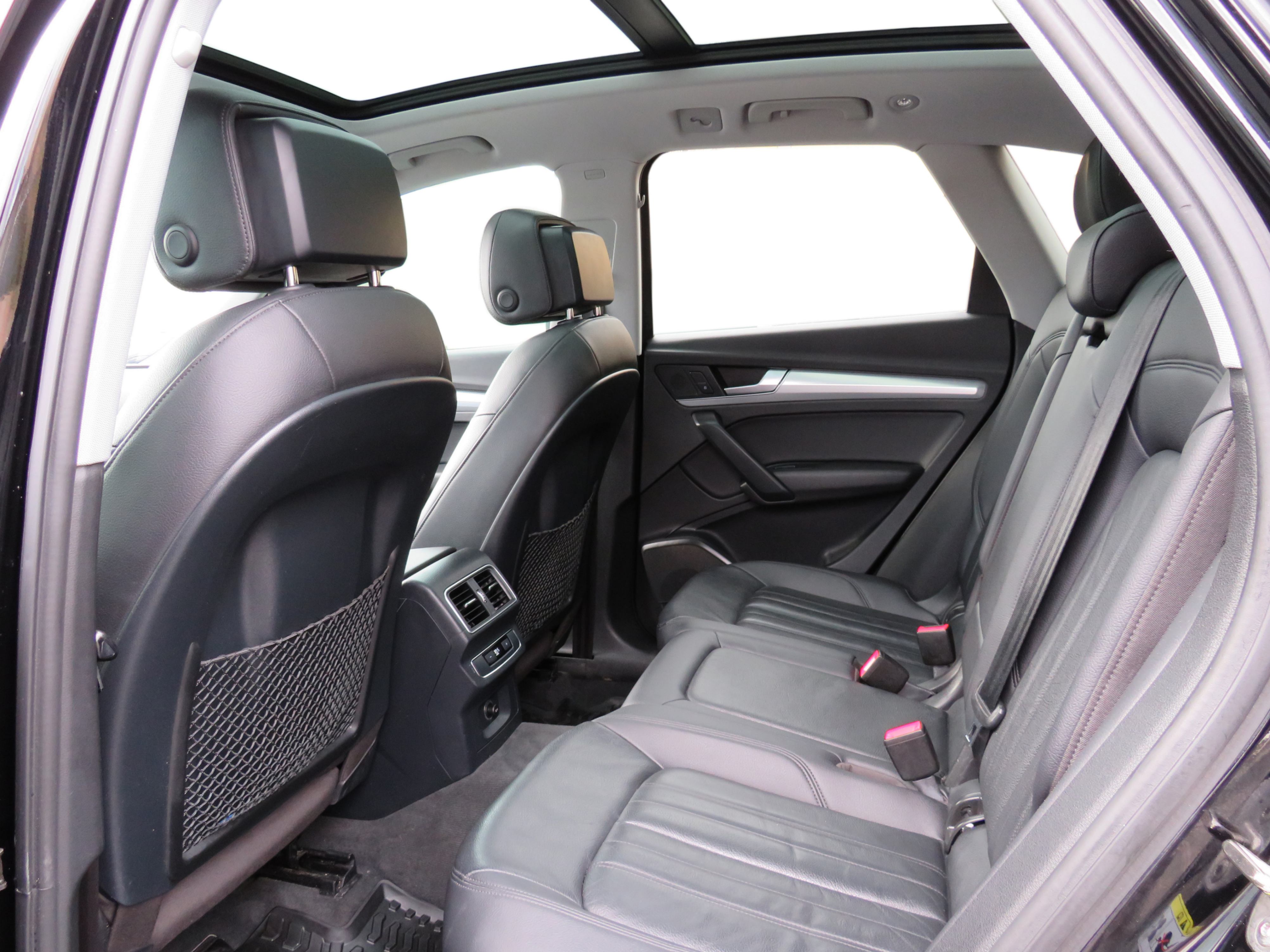 /laautomotive/2018-Audi-Q5-032651019755065125.jpg
