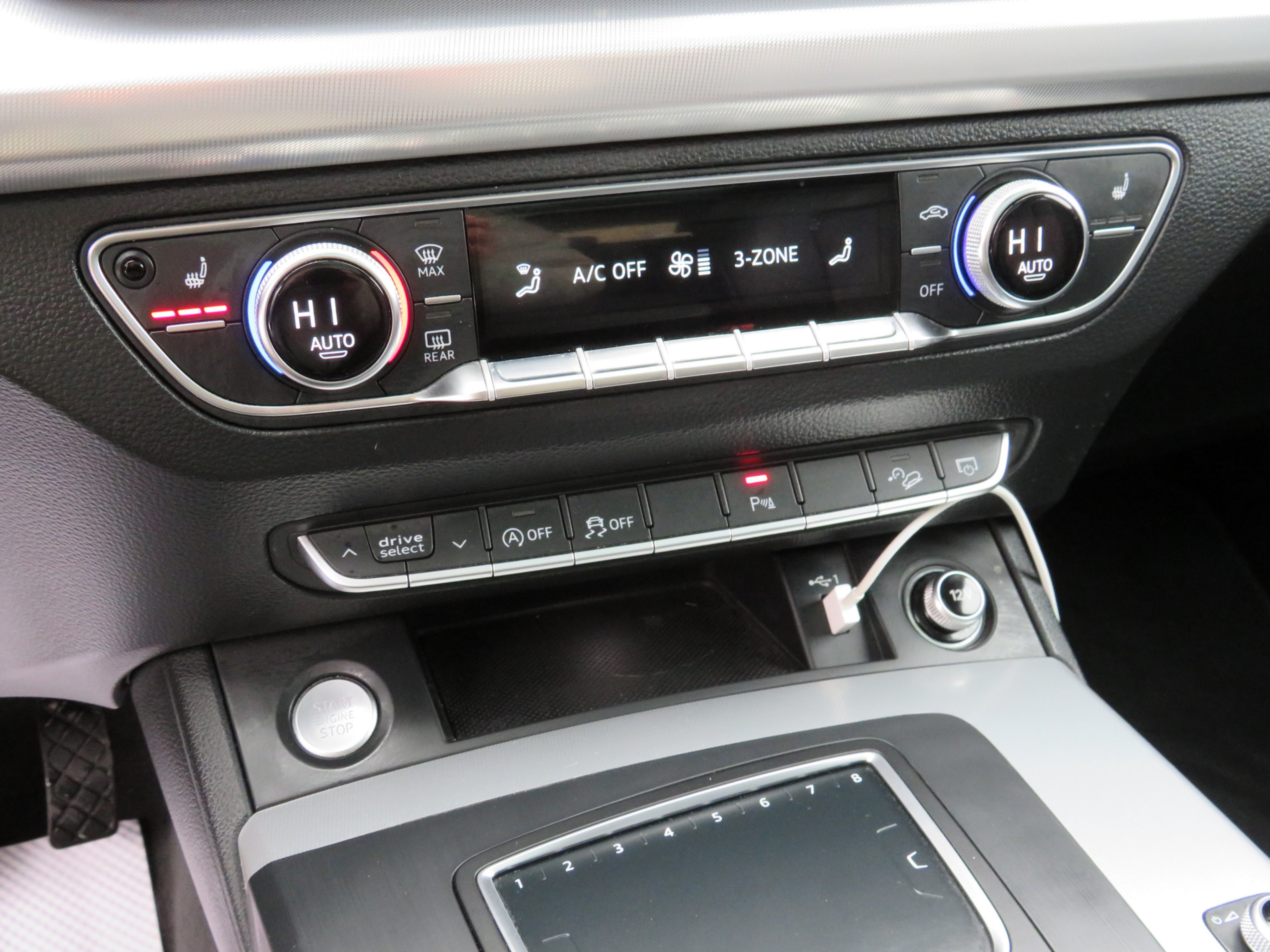 /laautomotive/2018-Audi-Q5-1376903586397067.jpg